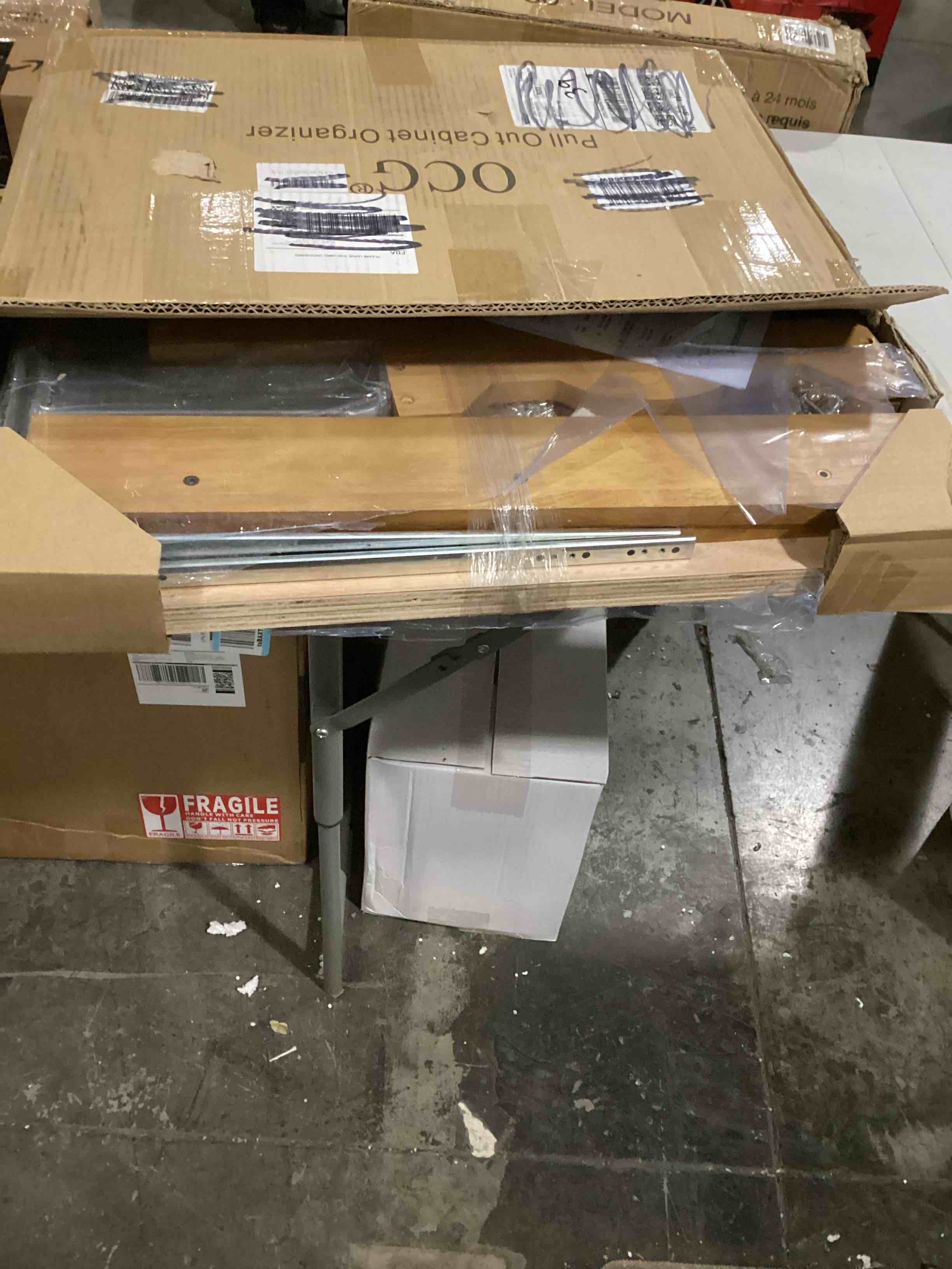 https://s3.amazonaws.com/lotting-images-prod/bidfta/GRN4029811_1708007710285.jpeg
