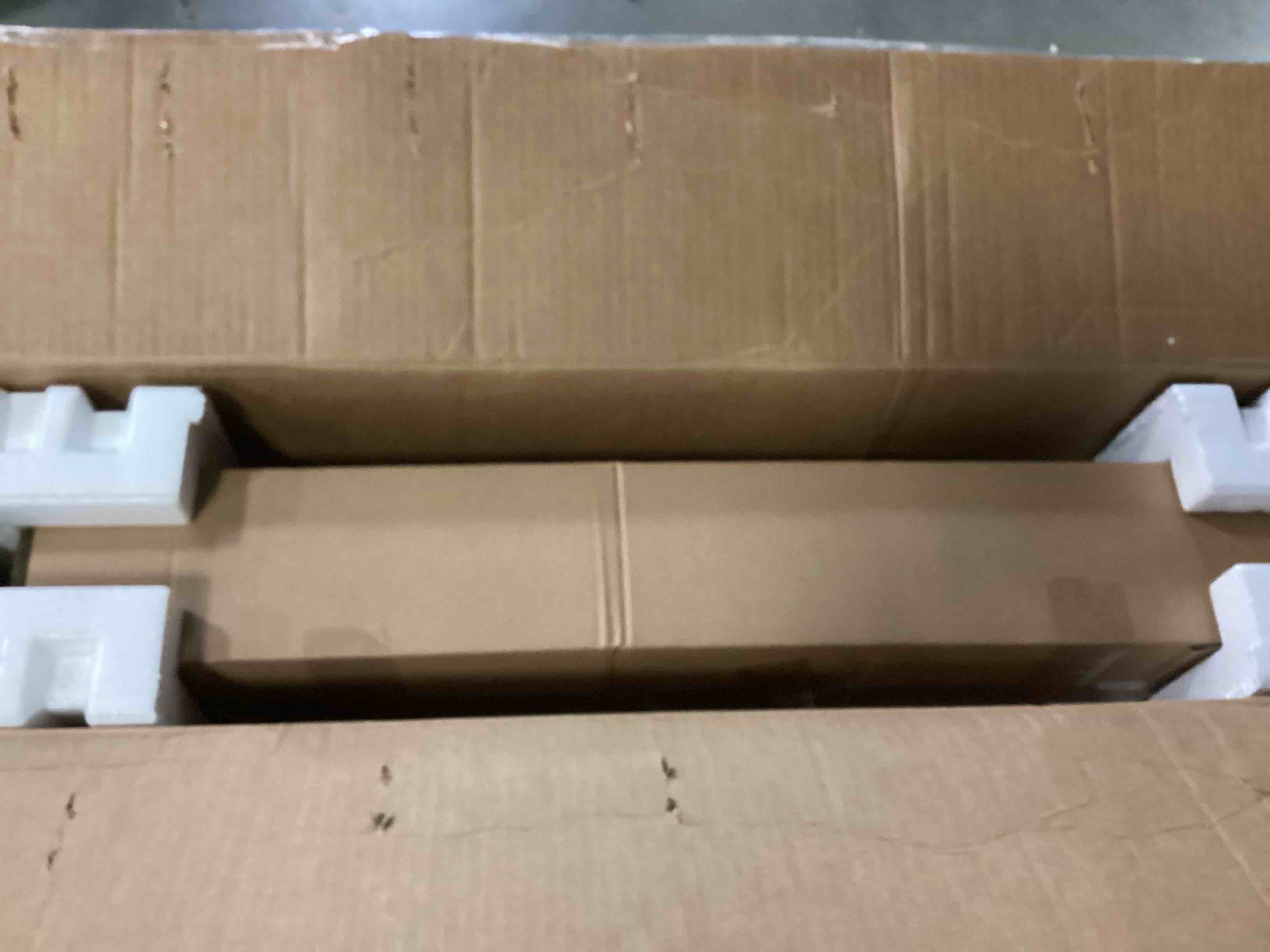 https://s3.amazonaws.com/lotting-images-prod/bidfta/GRN4035537_1706531573639.jpeg
