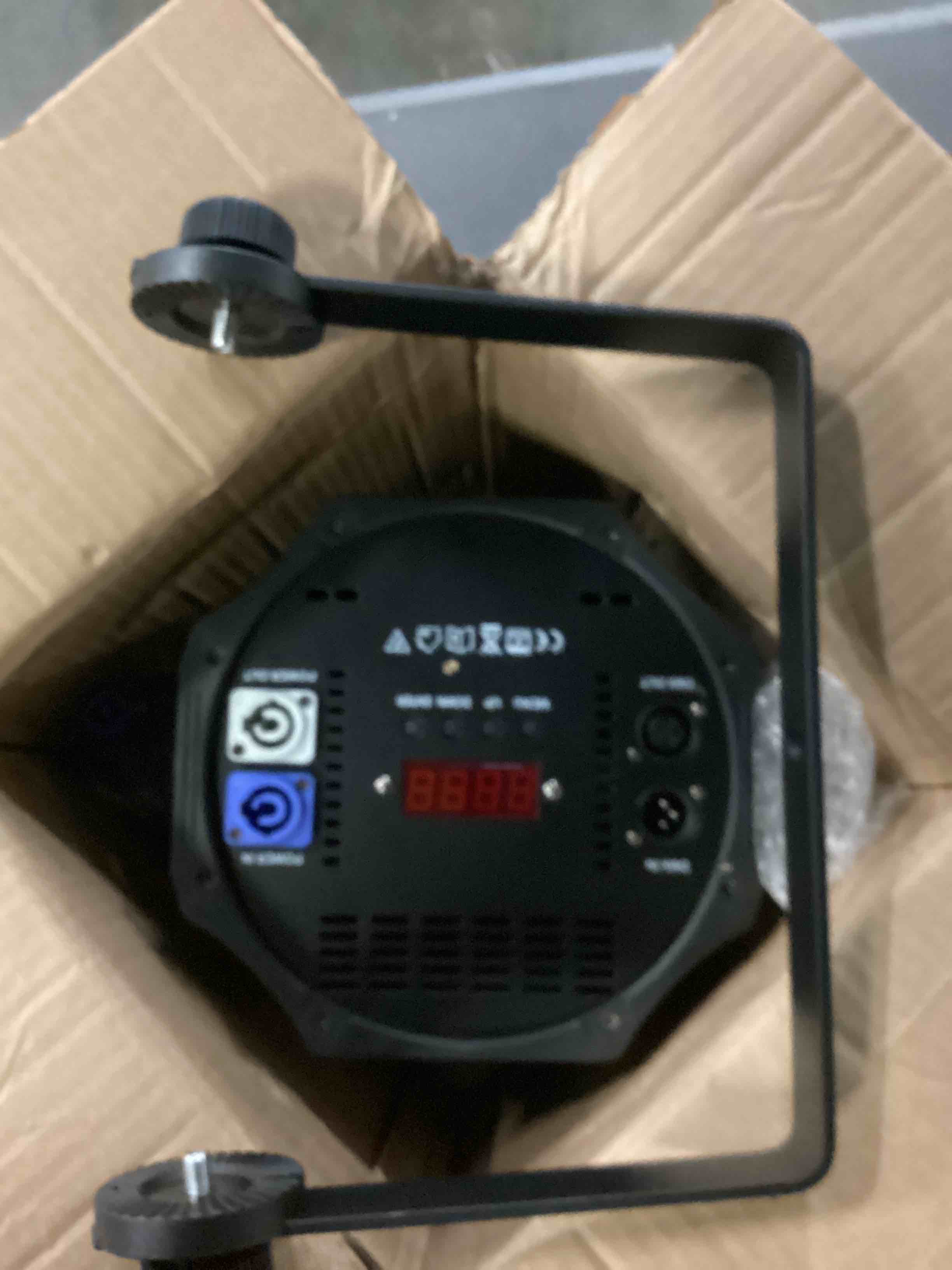 https://s3.amazonaws.com/lotting-images-prod/bidfta/GRN4035813_1707232629720.jpeg