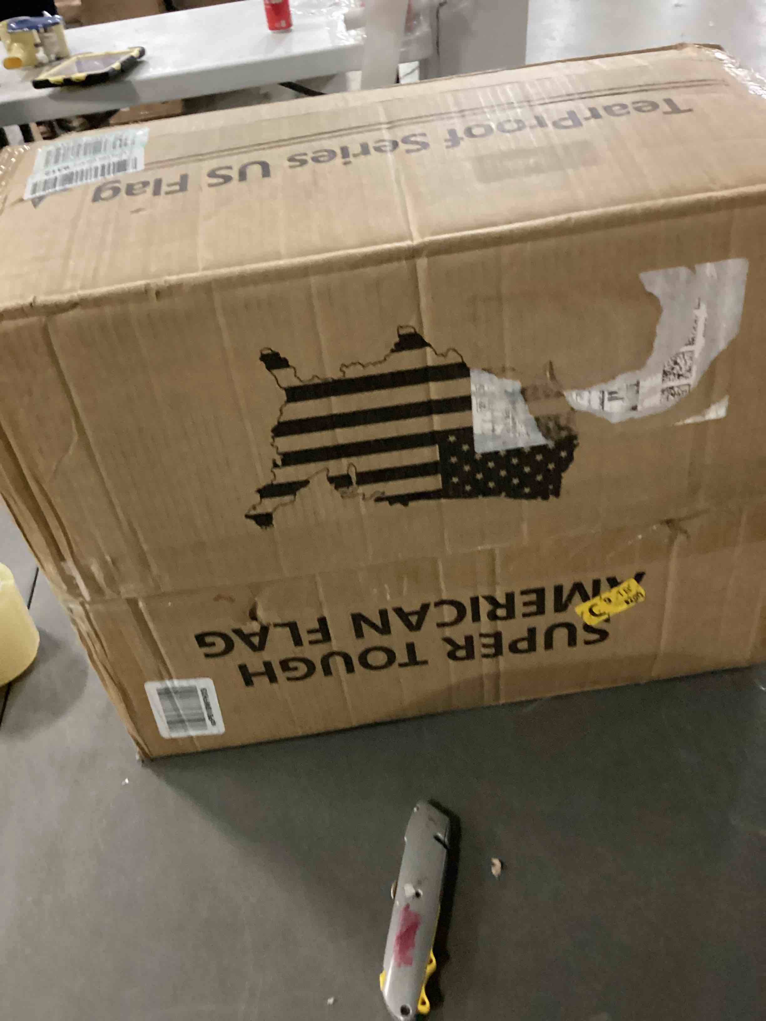 https://s3.amazonaws.com/lotting-images-prod/bidfta/GRN4035814_1707232721778.jpeg