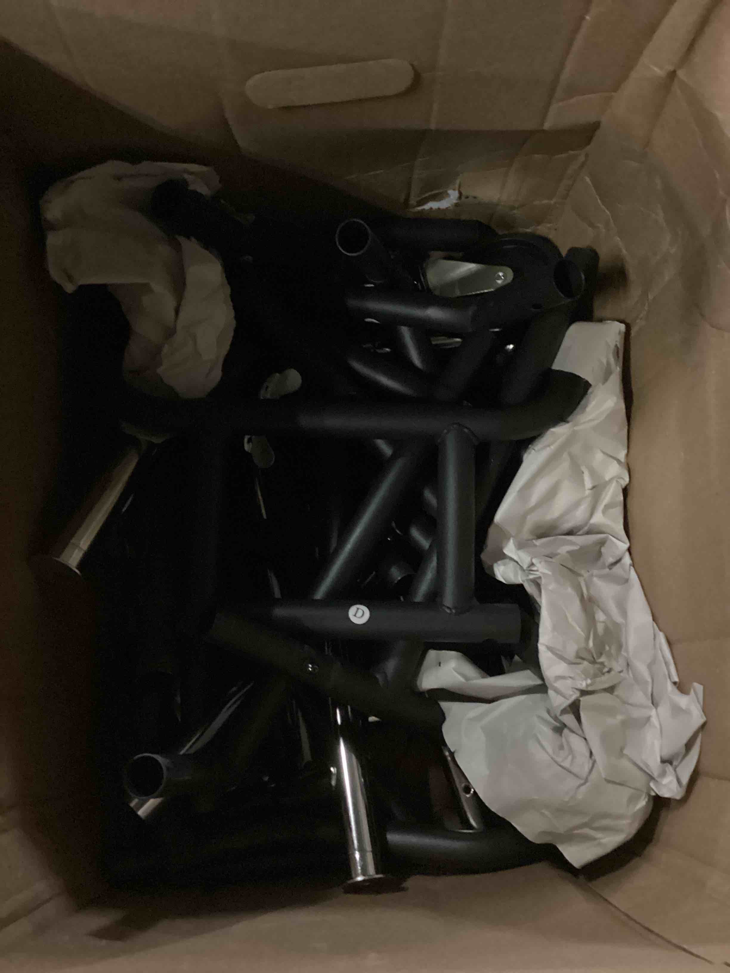 https://s3.amazonaws.com/lotting-images-prod/bidfta/GRN4035815_1707233564689.jpeg