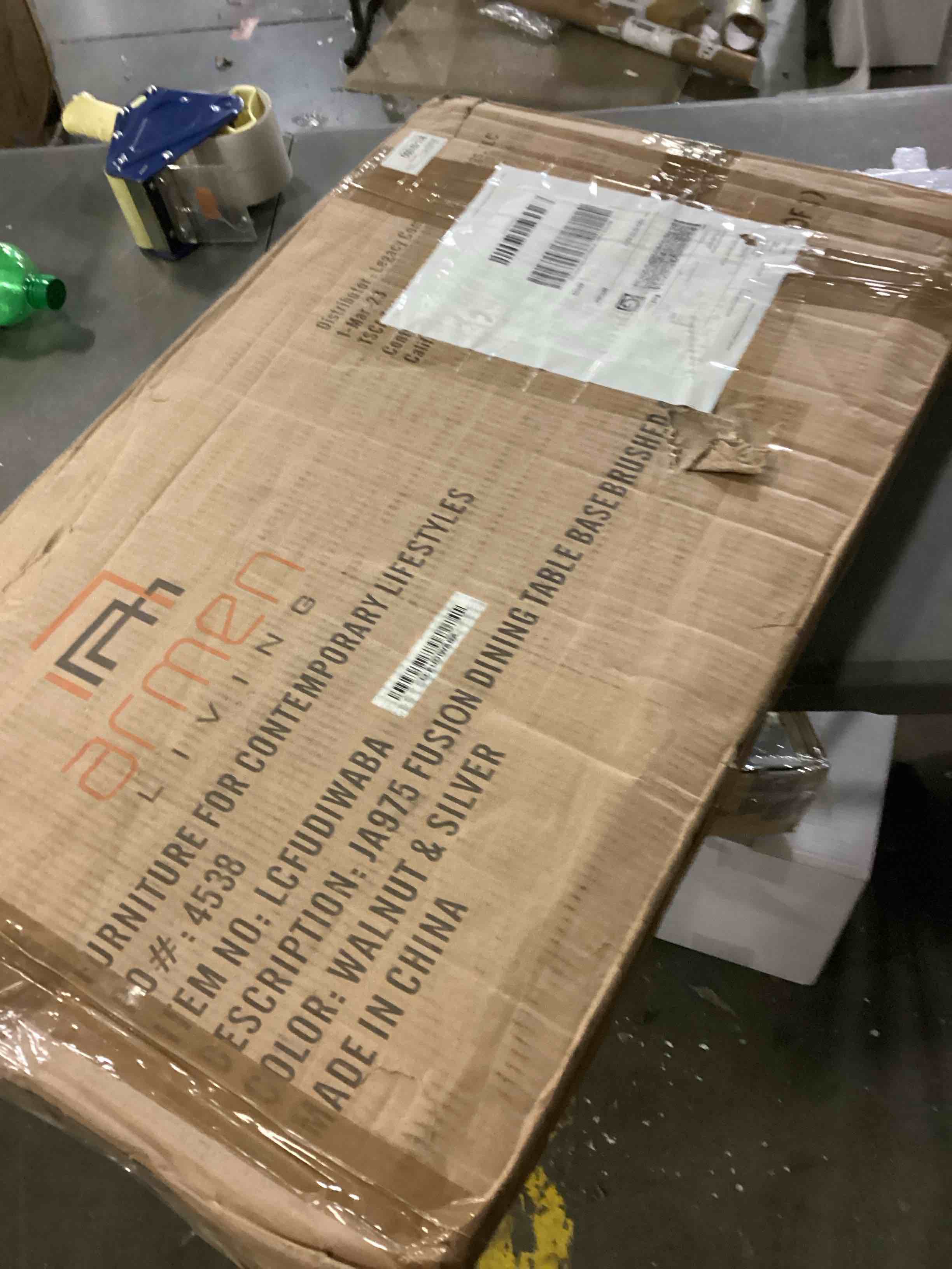 https://s3.amazonaws.com/lotting-images-prod/bidfta/GRN4035918_1707333894391.jpeg