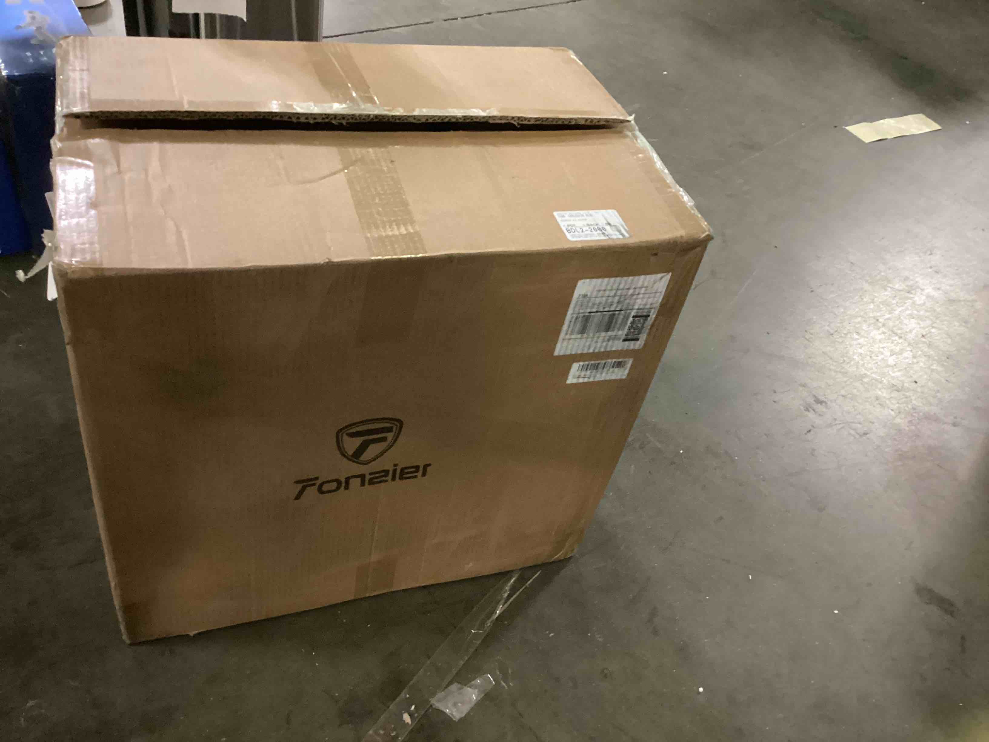 https://s3.amazonaws.com/lotting-images-prod/bidfta/GRN4036580_1710162993869.jpeg