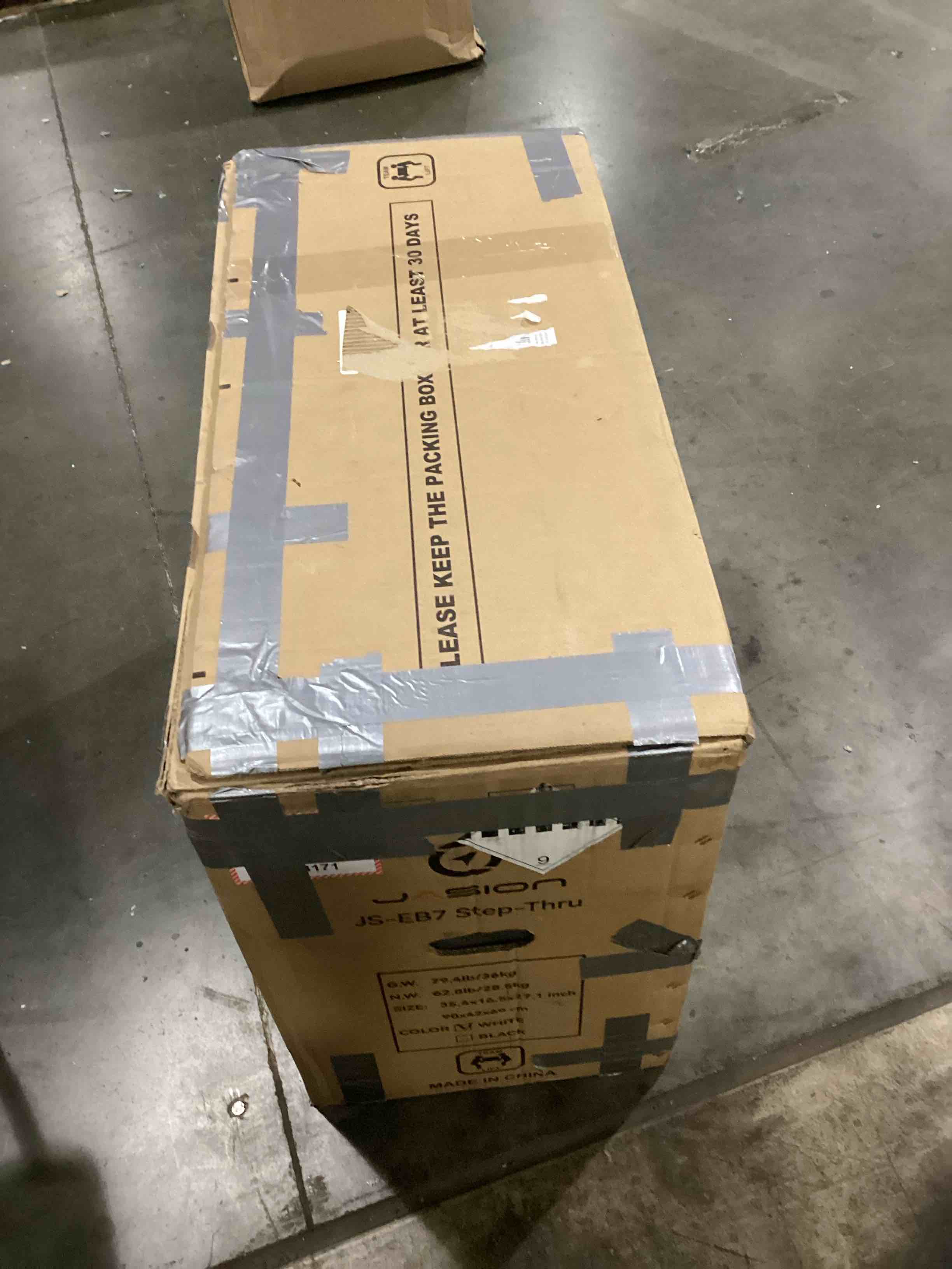 https://s3.amazonaws.com/lotting-images-prod/bidfta/GRN4037391_1707742555511.jpeg