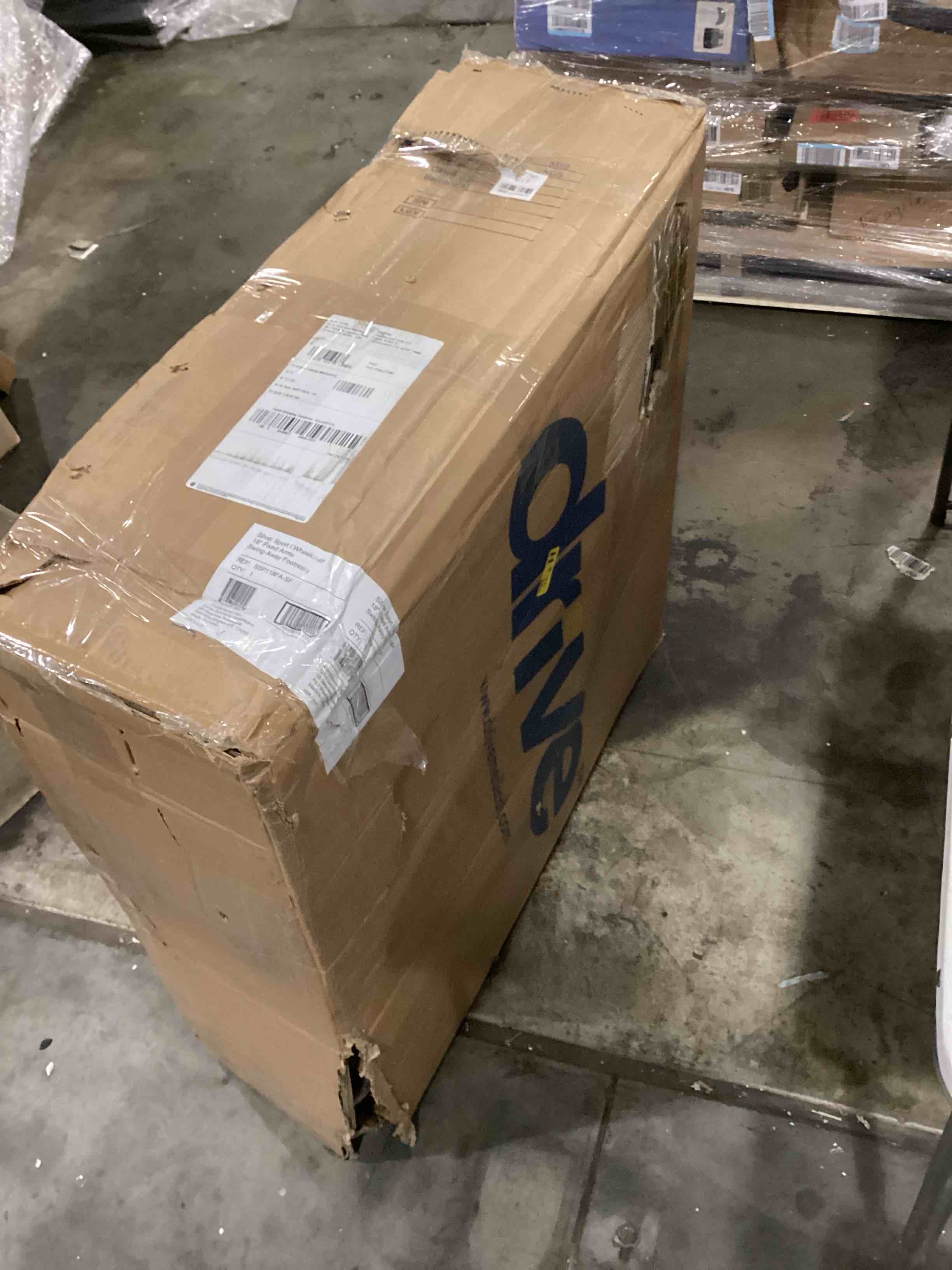 https://s3.amazonaws.com/lotting-images-prod/bidfta/GRN4037752_1708027279939.jpeg