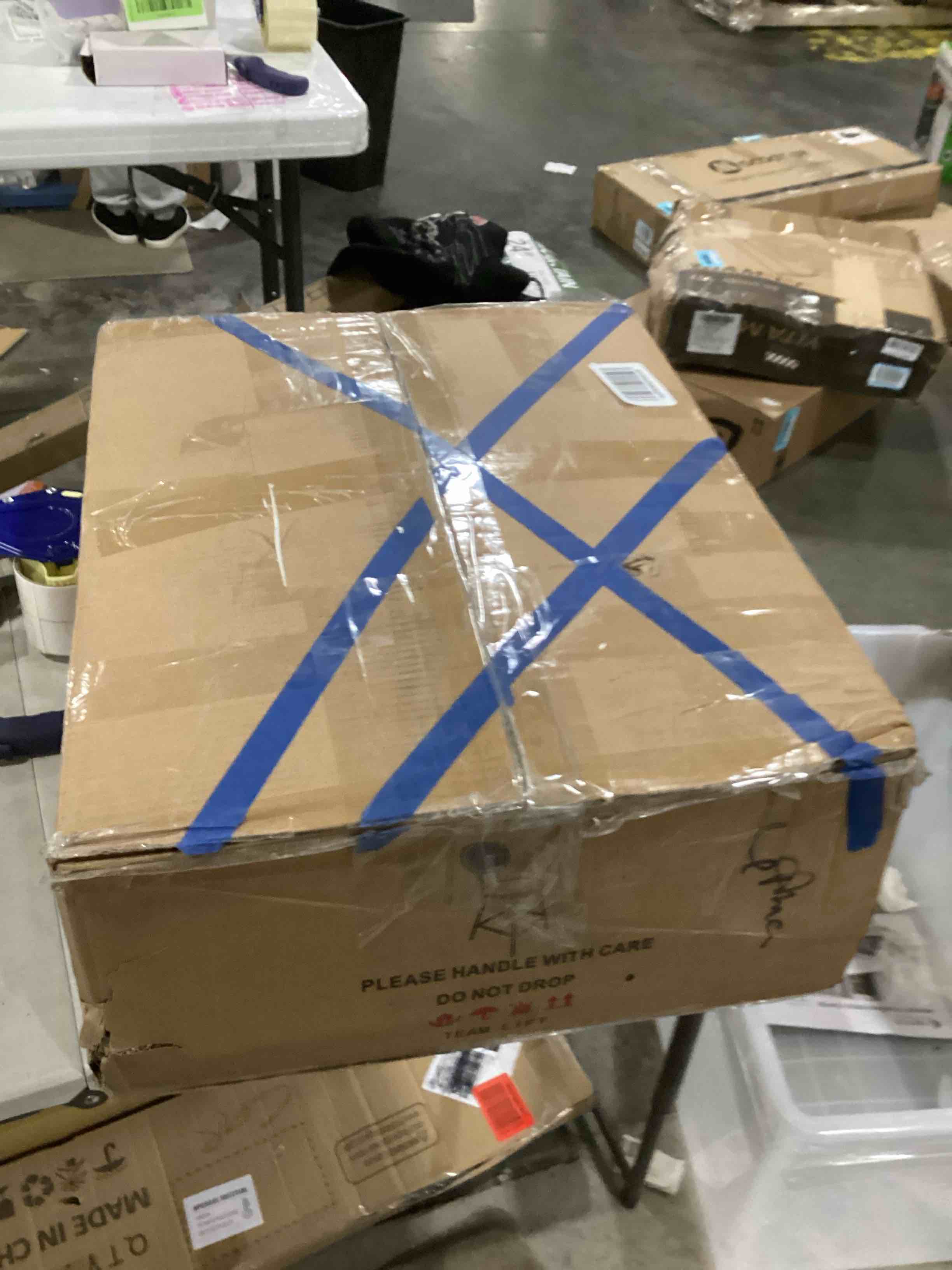 https://s3.amazonaws.com/lotting-images-prod/bidfta/GRN4038049_1708432114534.jpeg