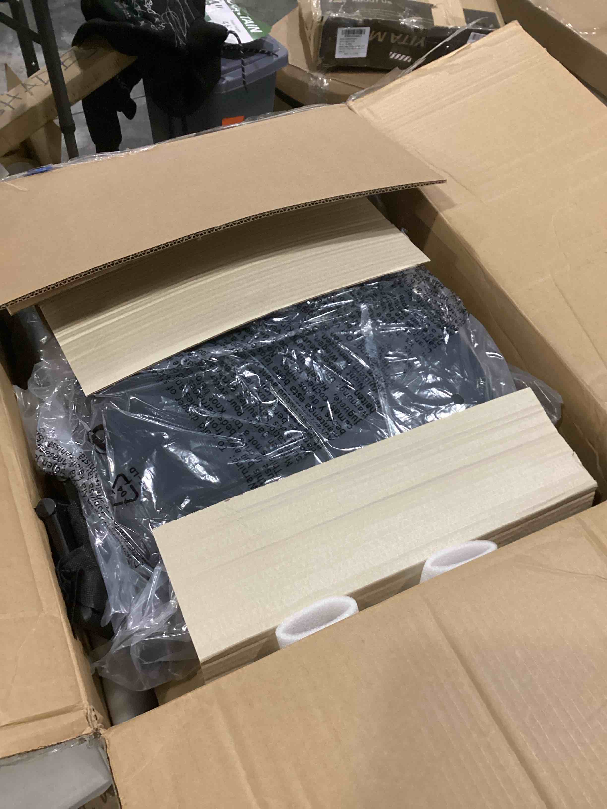 https://s3.amazonaws.com/lotting-images-prod/bidfta/GRN4038049_1708432148921.jpeg