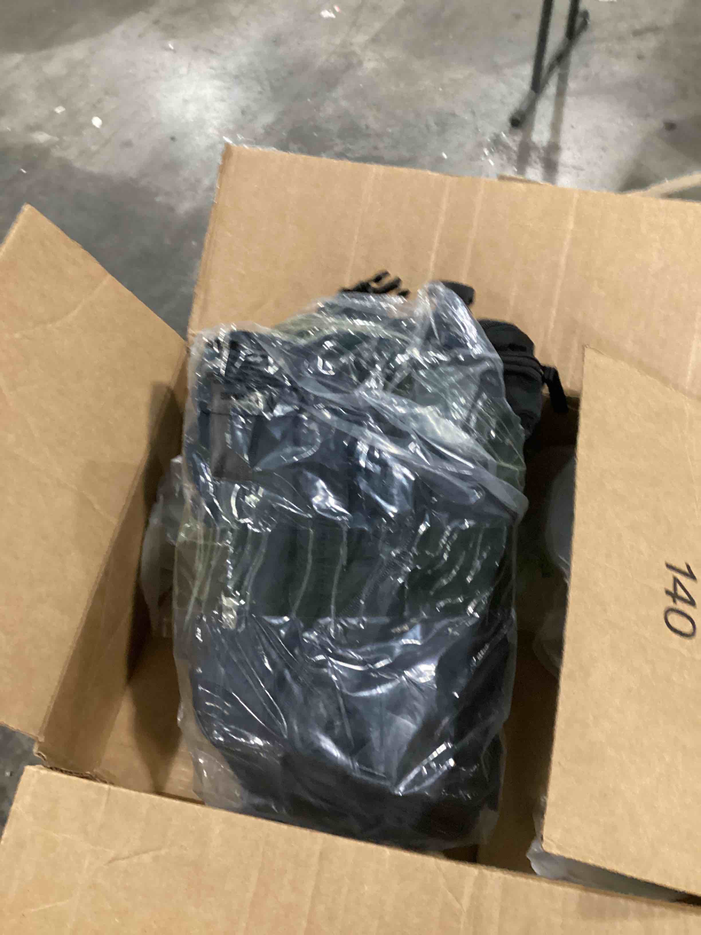 https://s3.amazonaws.com/lotting-images-prod/bidfta/GRN4038384_1709064393891.jpeg