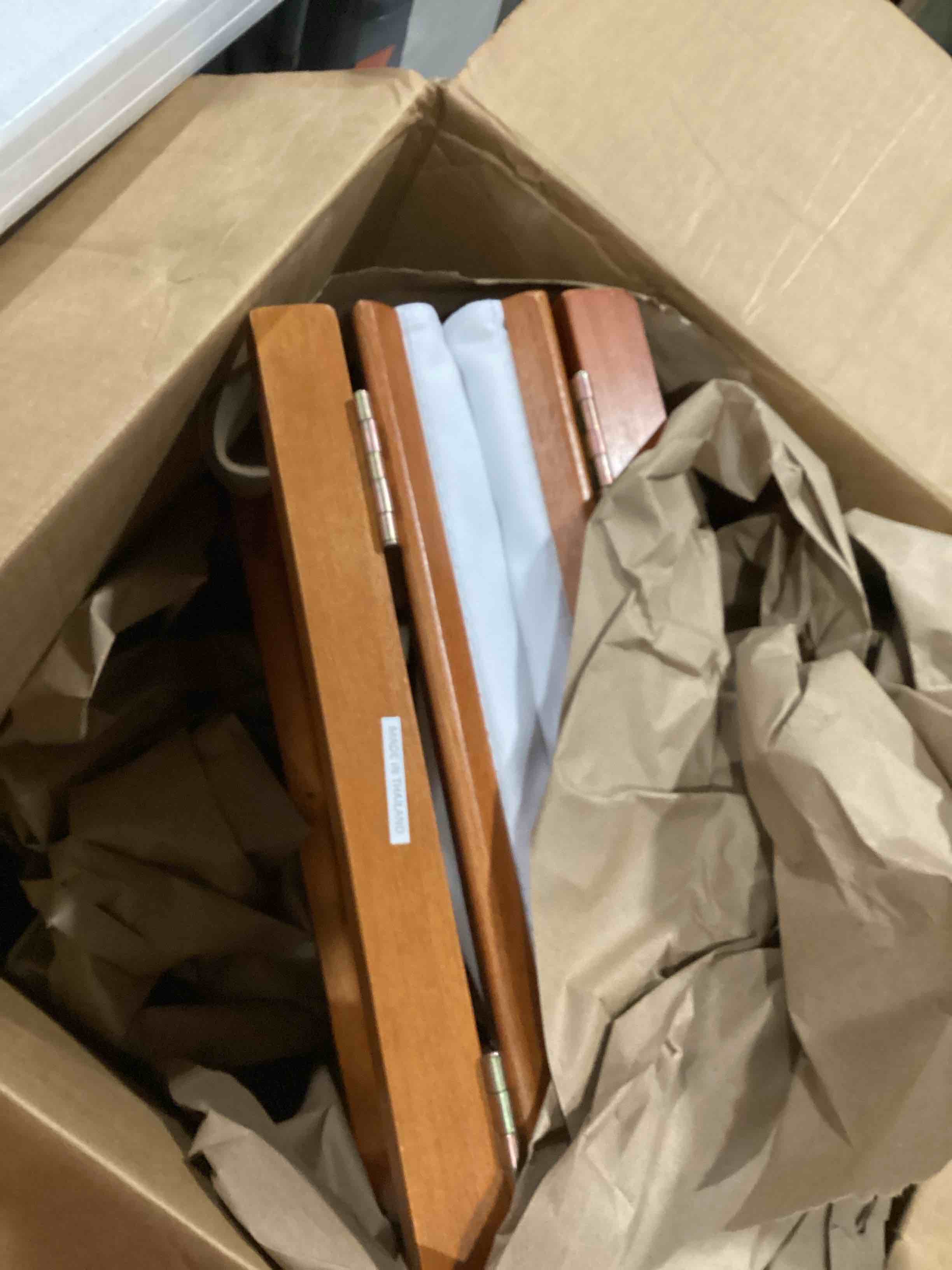 https://s3.amazonaws.com/lotting-images-prod/bidfta/GRN4039560_1708100183700.jpeg