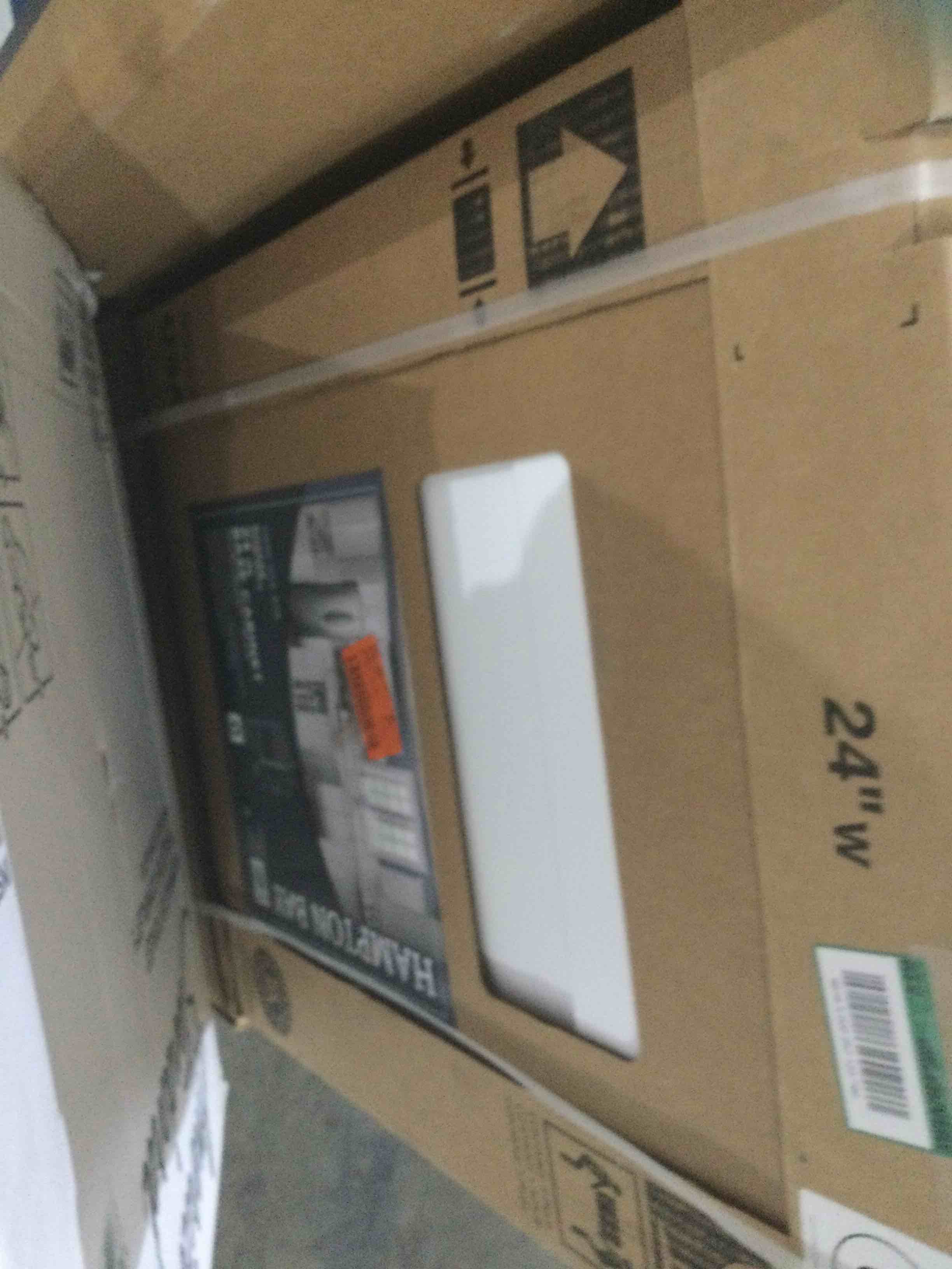 https://s3.amazonaws.com/lotting-images-prod/bidfta/GRN4066972_1698152323350.jpeg