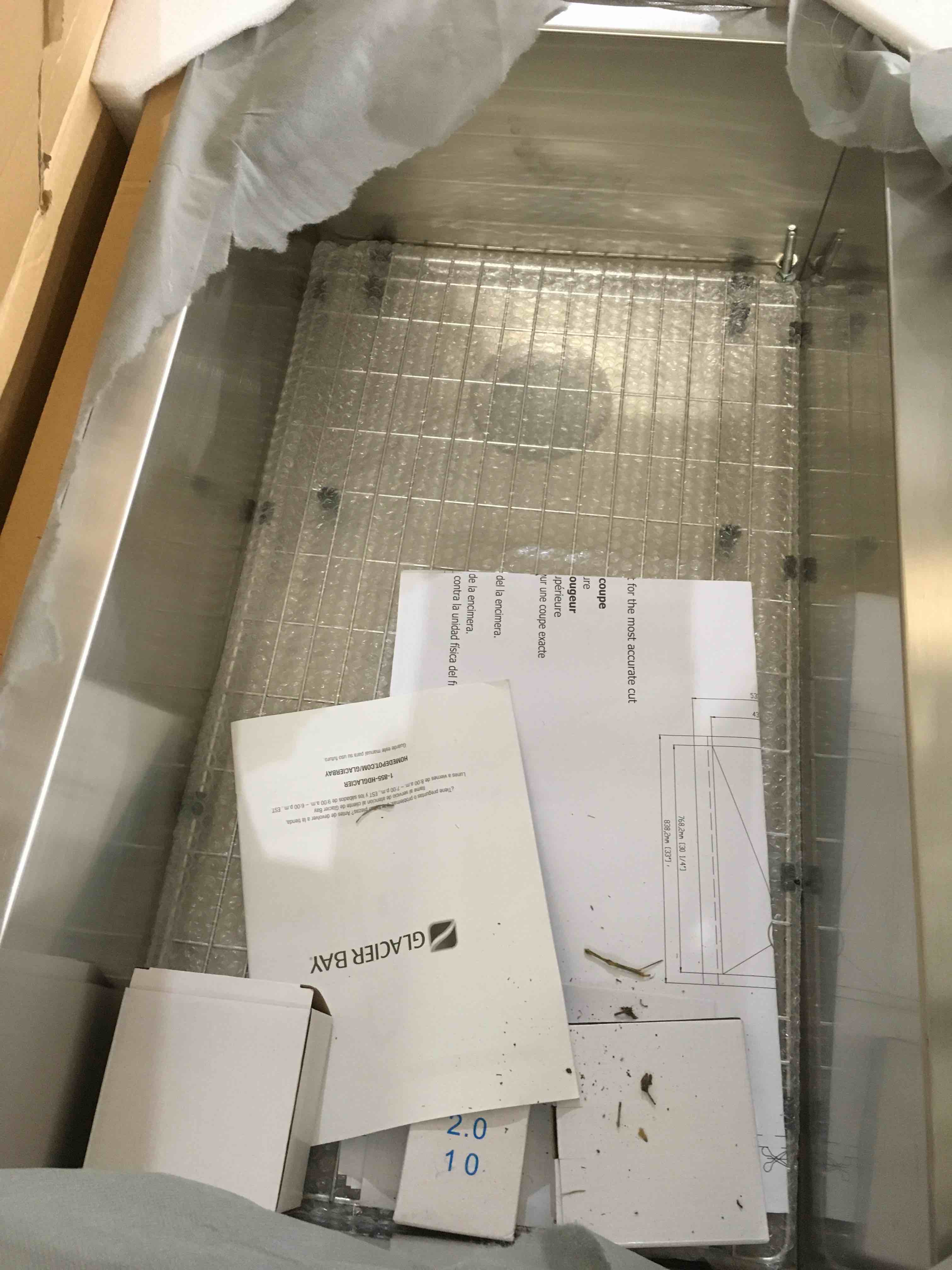 https://s3.amazonaws.com/lotting-images-prod/bidfta/GRN4067774_1687268215611.jpeg