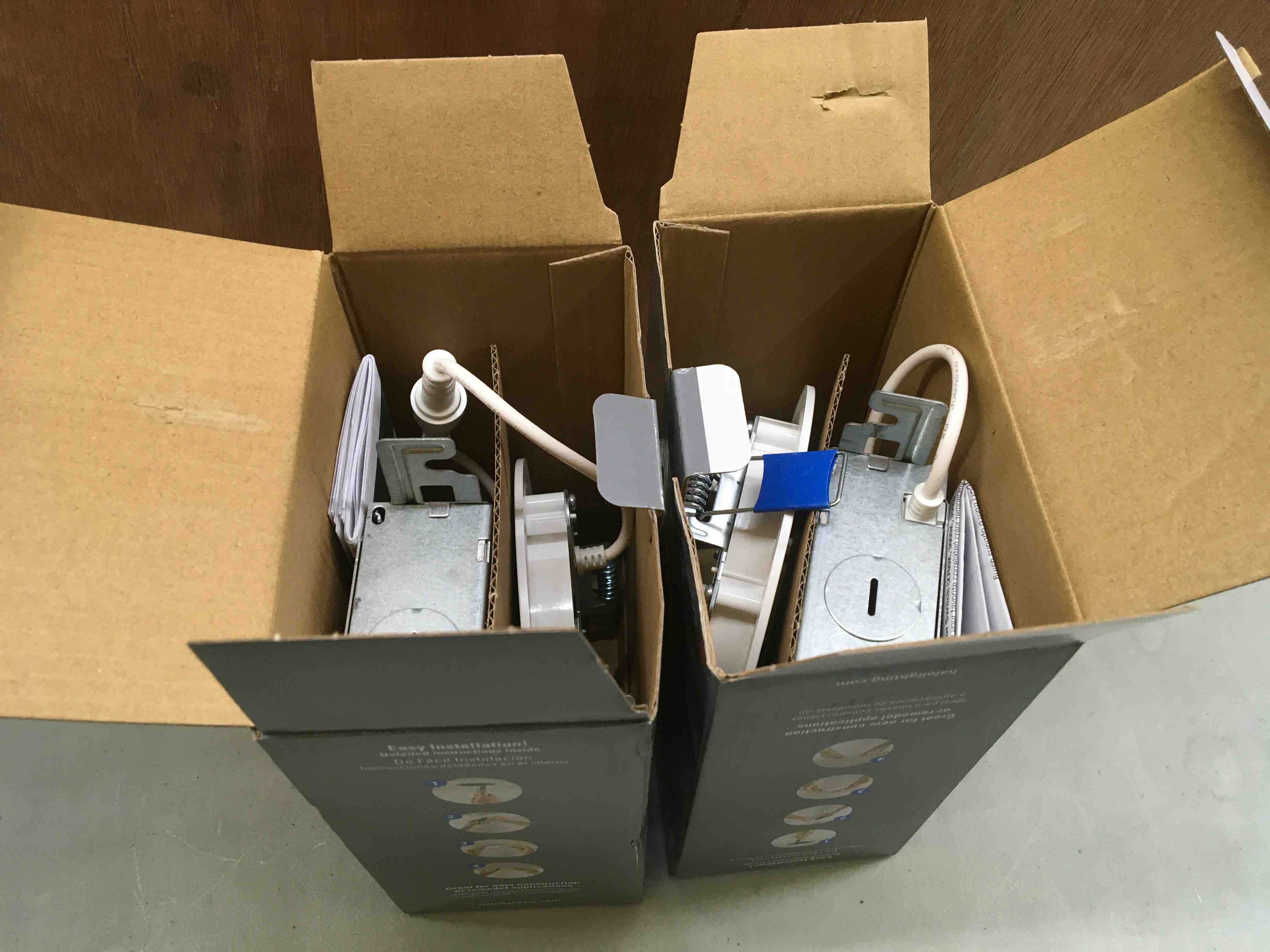 https://s3.amazonaws.com/lotting-images-prod/bidfta/GRN4068731_1687550142858.jpeg