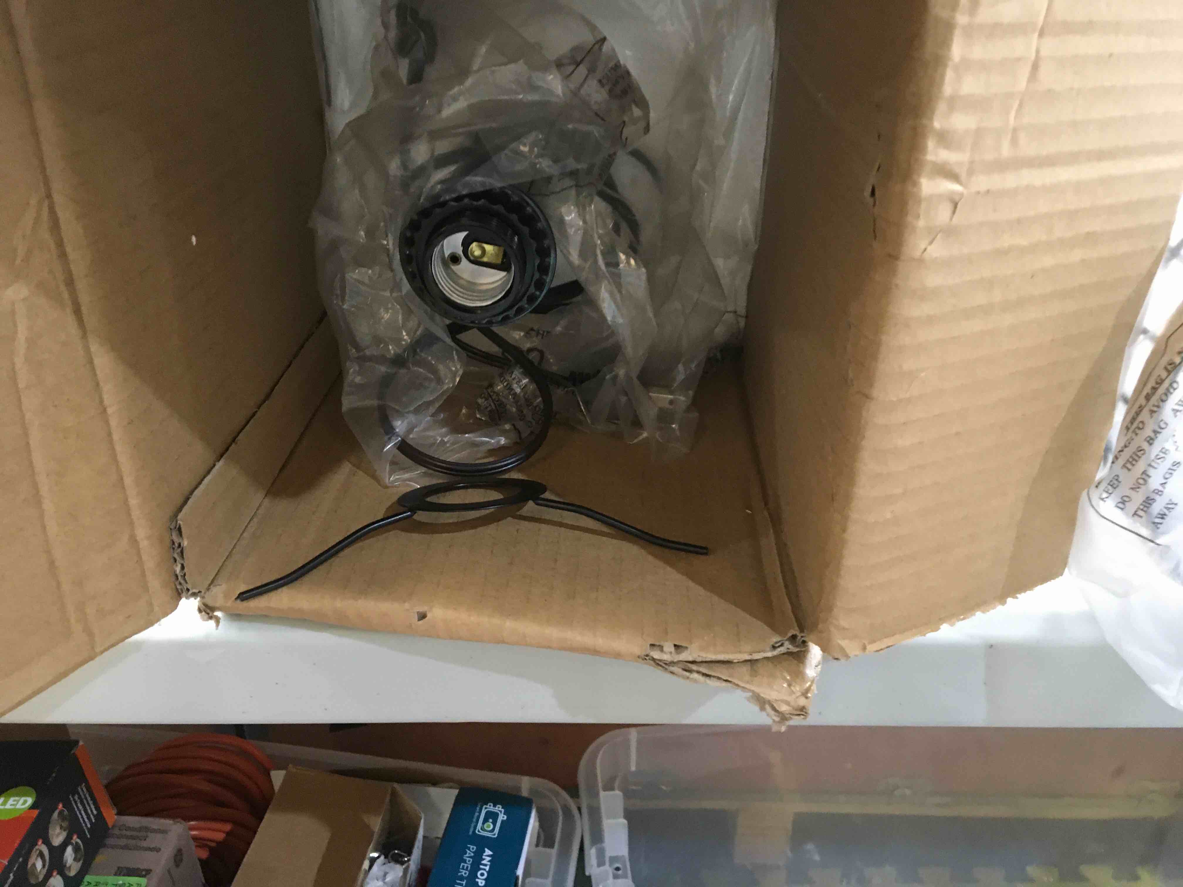 https://s3.amazonaws.com/lotting-images-prod/bidfta/GRN4068814_1687802159388.jpeg