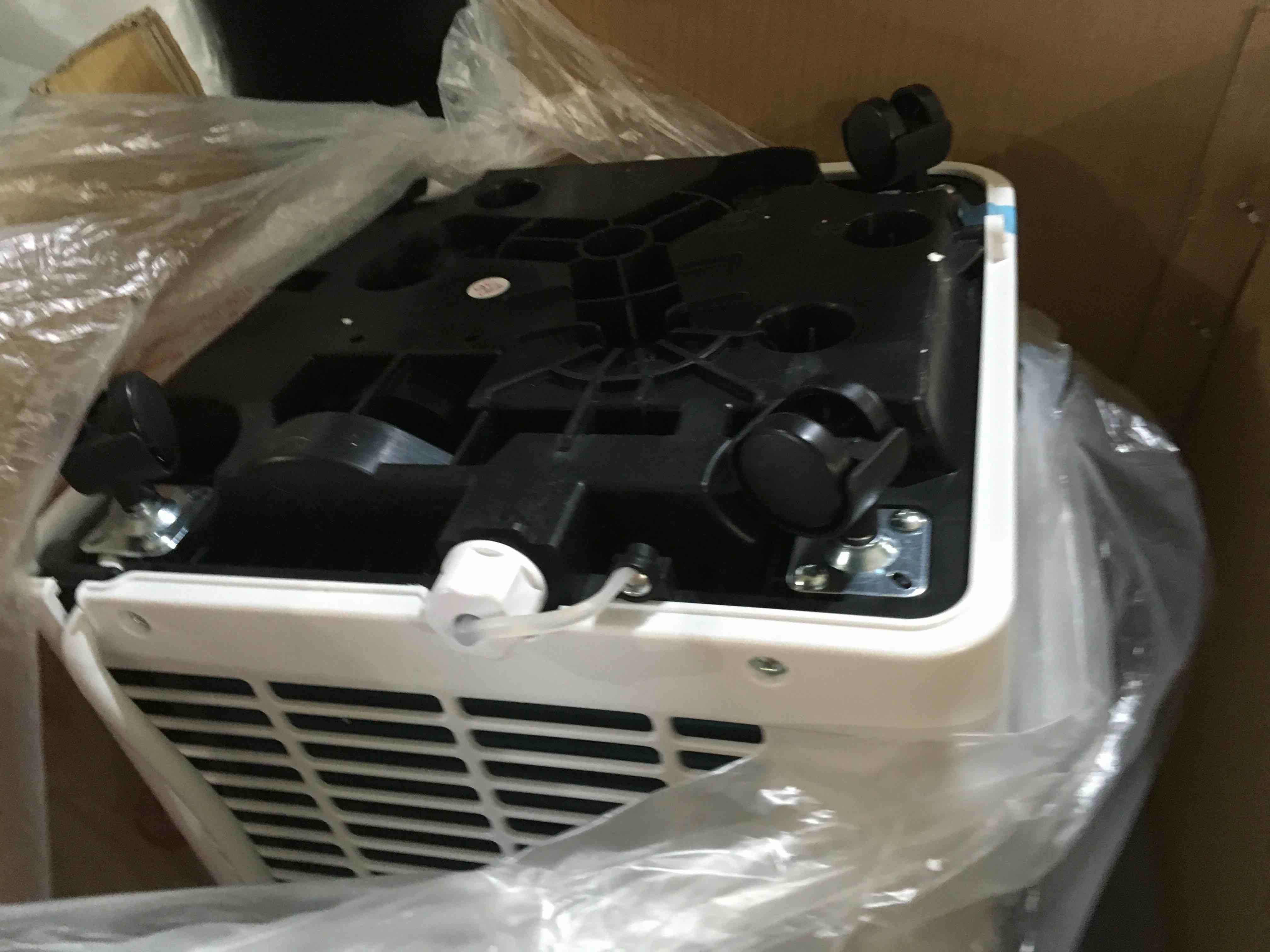 https://s3.amazonaws.com/lotting-images-prod/bidfta/GRN4069162_1688386128681.jpeg