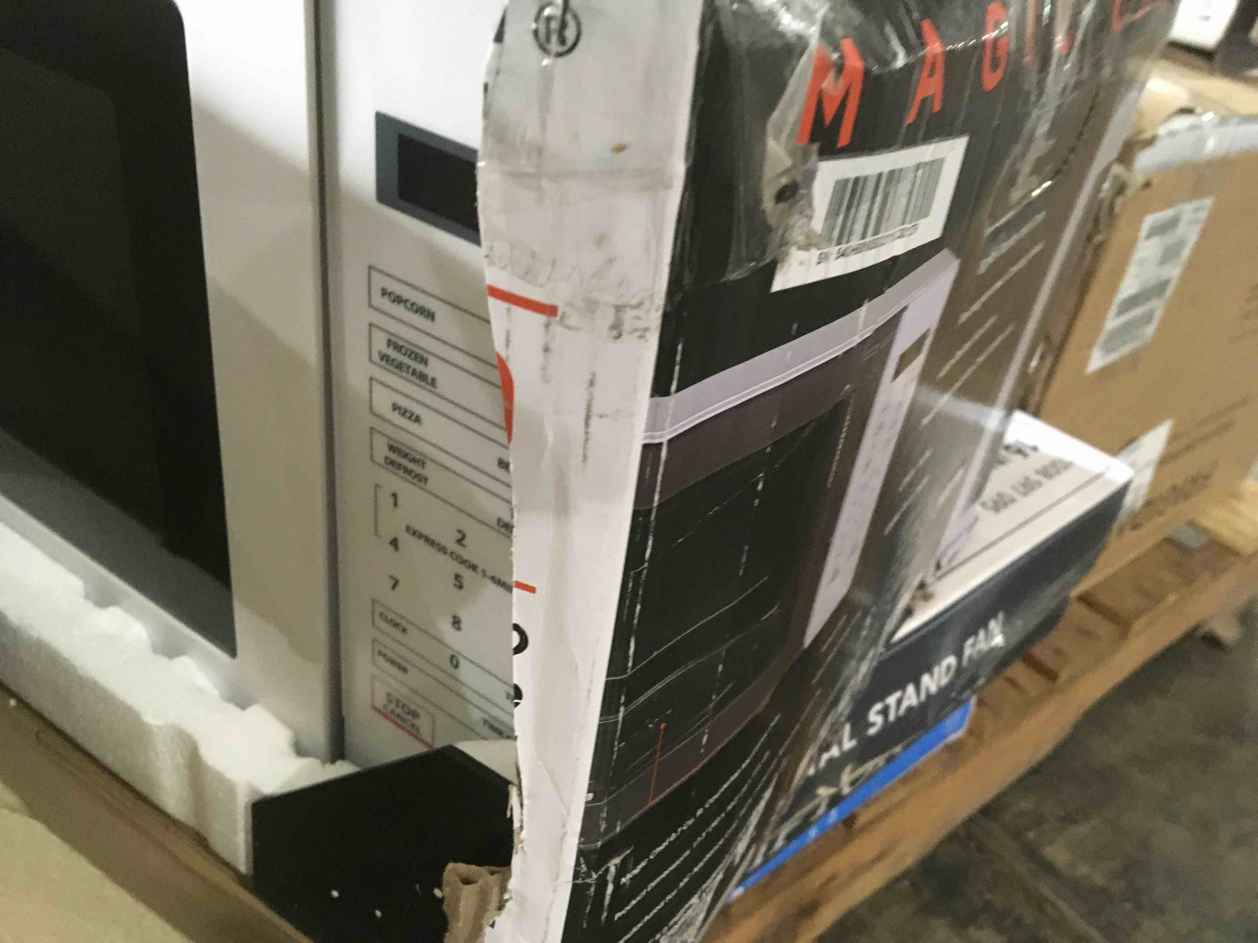 https://s3.amazonaws.com/lotting-images-prod/bidfta/GRN4069182_1688390863085.jpeg