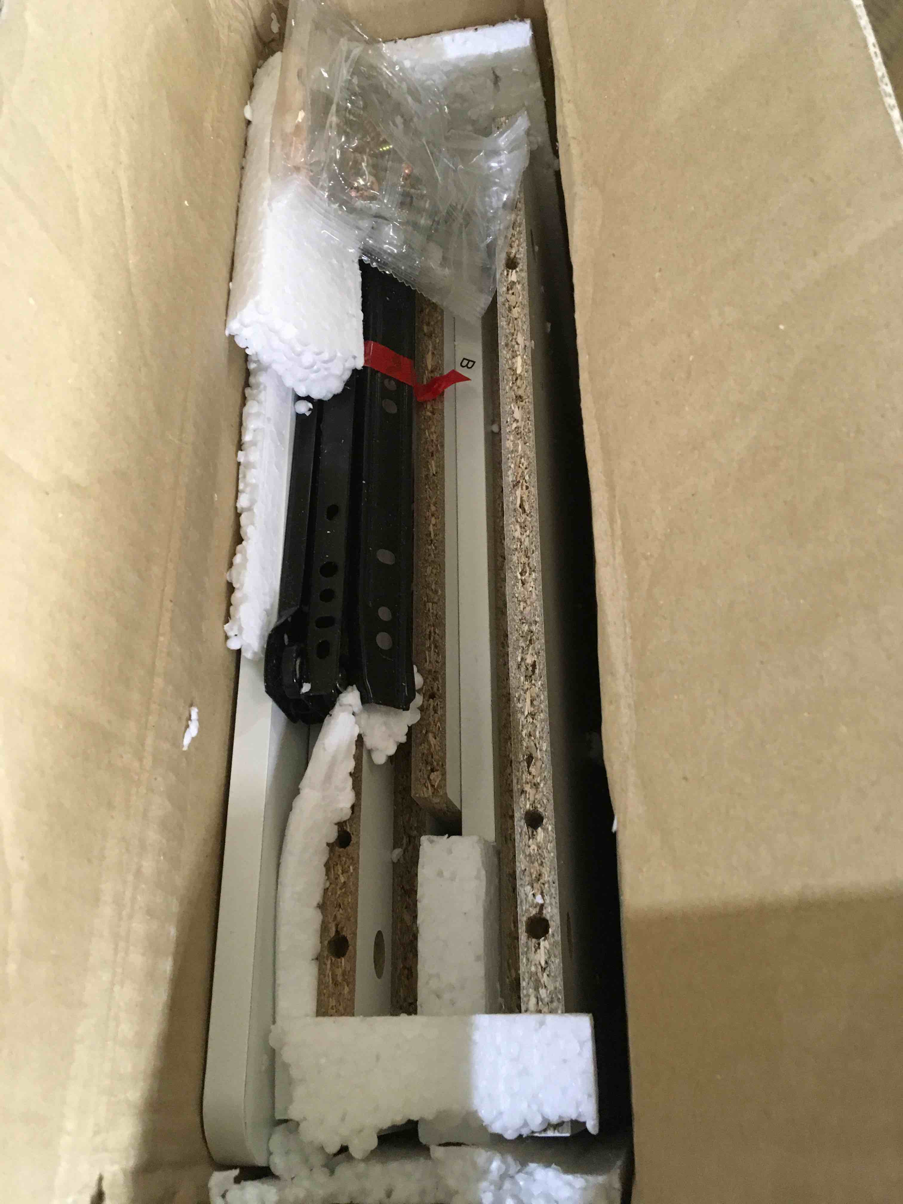 https://s3.amazonaws.com/lotting-images-prod/bidfta/GRN4069708_1689104095705.jpeg