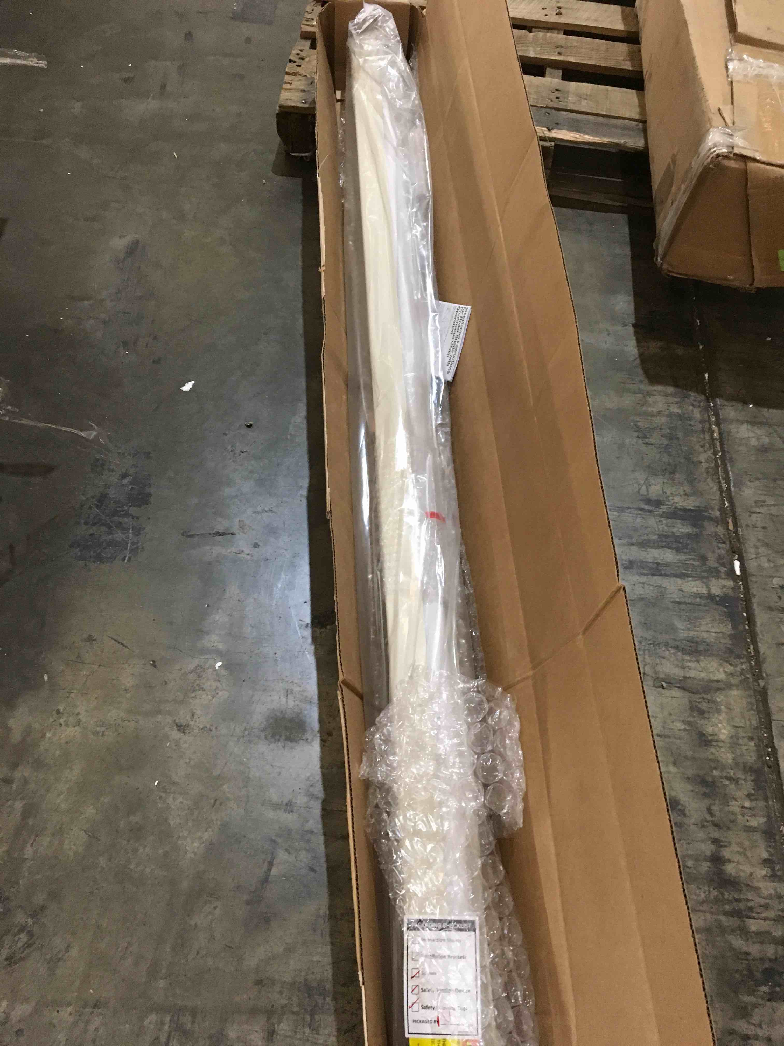 https://s3.amazonaws.com/lotting-images-prod/bidfta/GRN4069813_1689255066856.jpeg