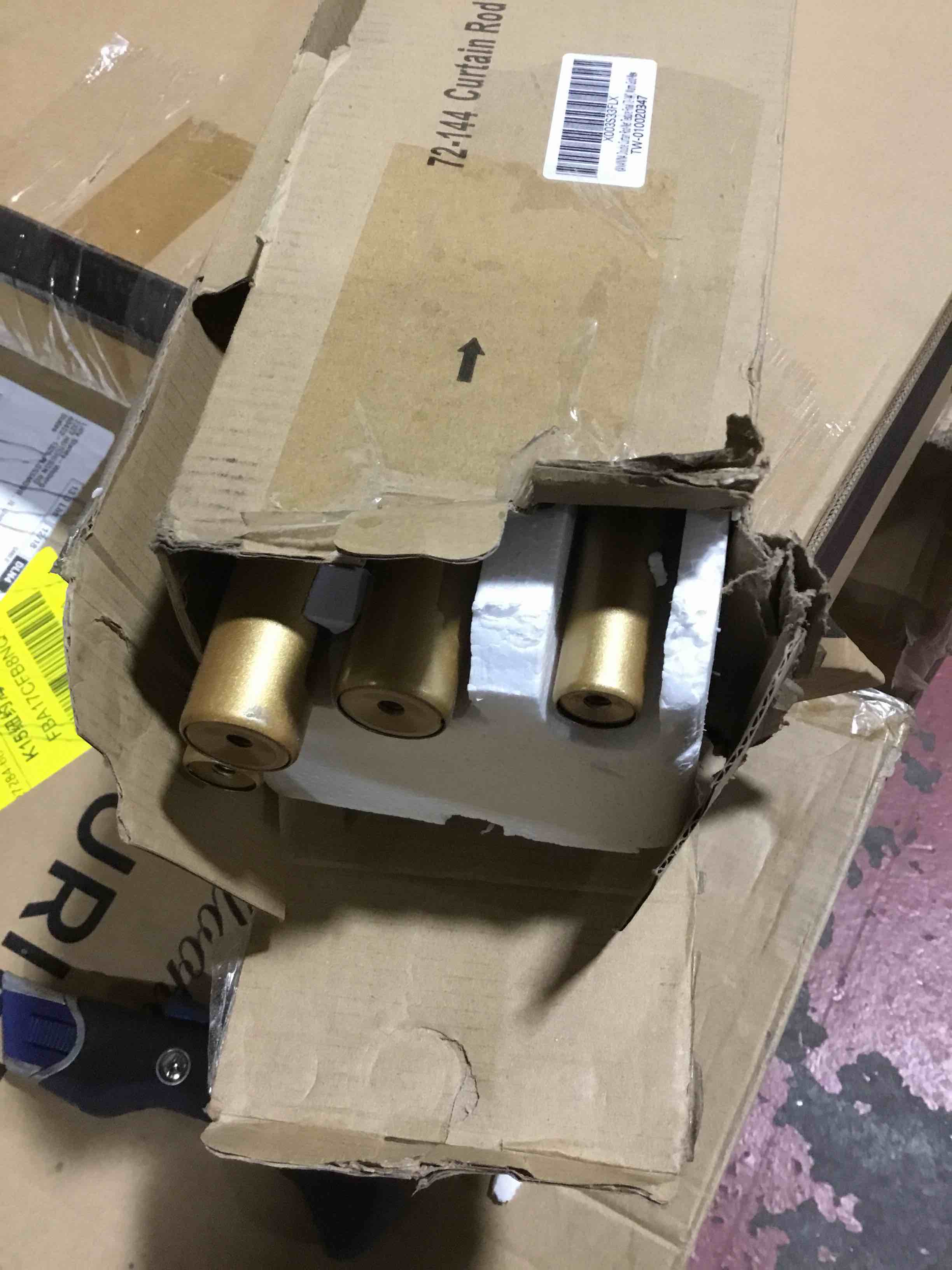 https://s3.amazonaws.com/lotting-images-prod/bidfta/GRN4076748_1709822862291.jpeg