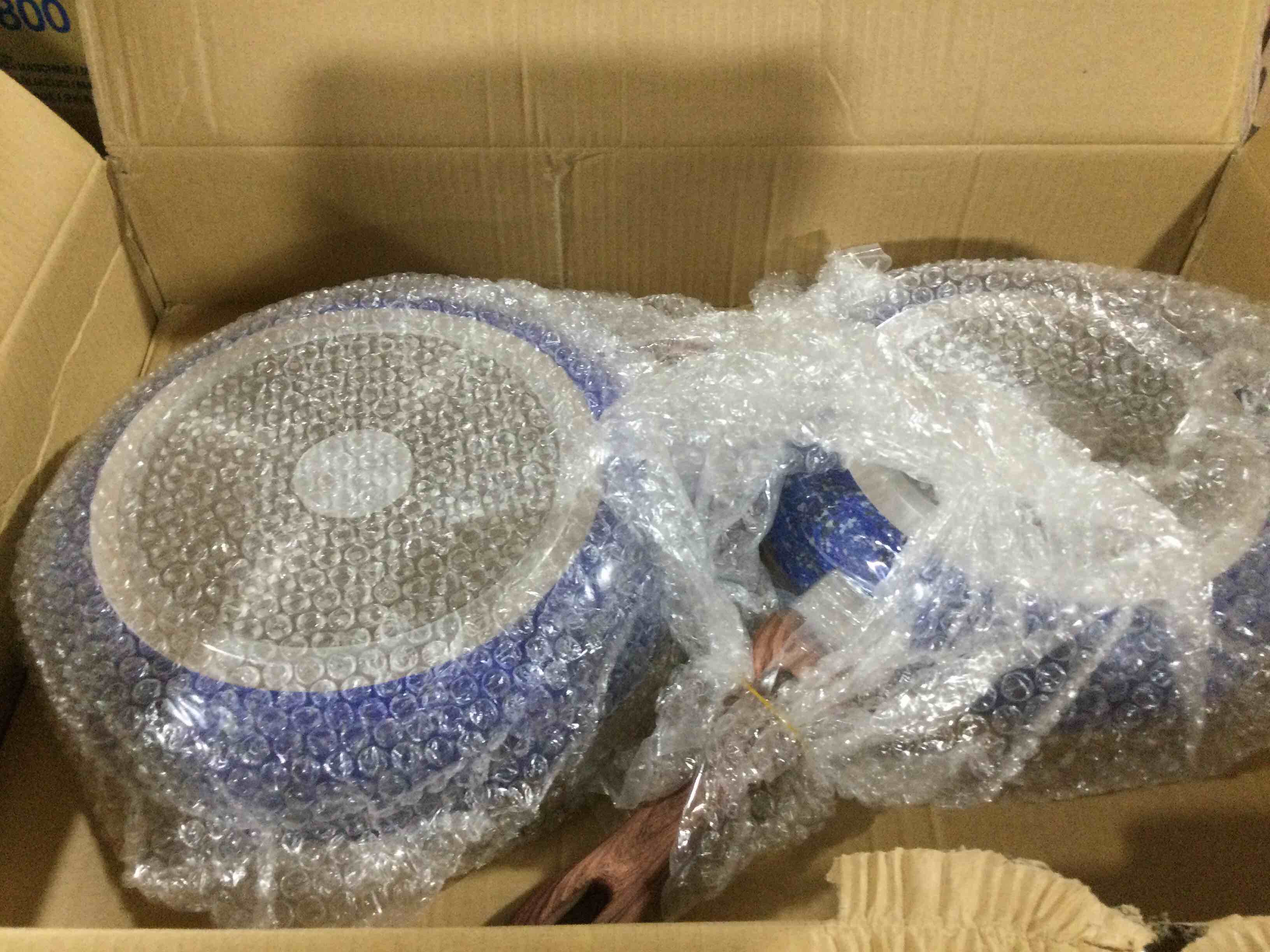 https://s3.amazonaws.com/lotting-images-prod/bidfta/GRN4077507_1708464725065.jpeg