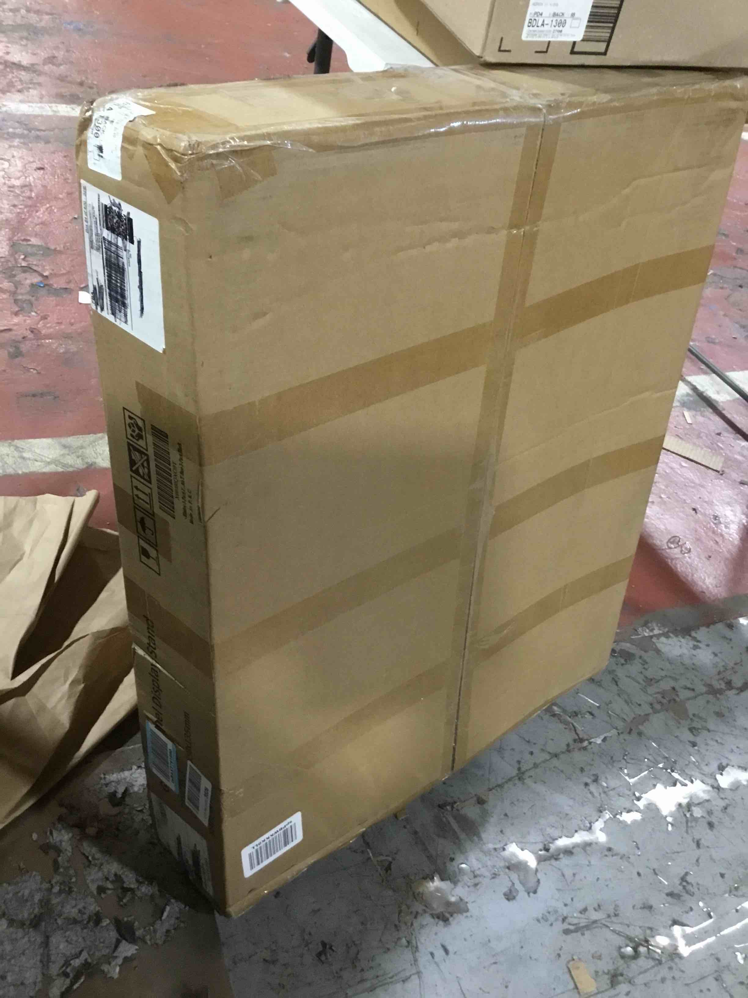 https://s3.amazonaws.com/lotting-images-prod/bidfta/GRN4077707_1708708075481.jpeg