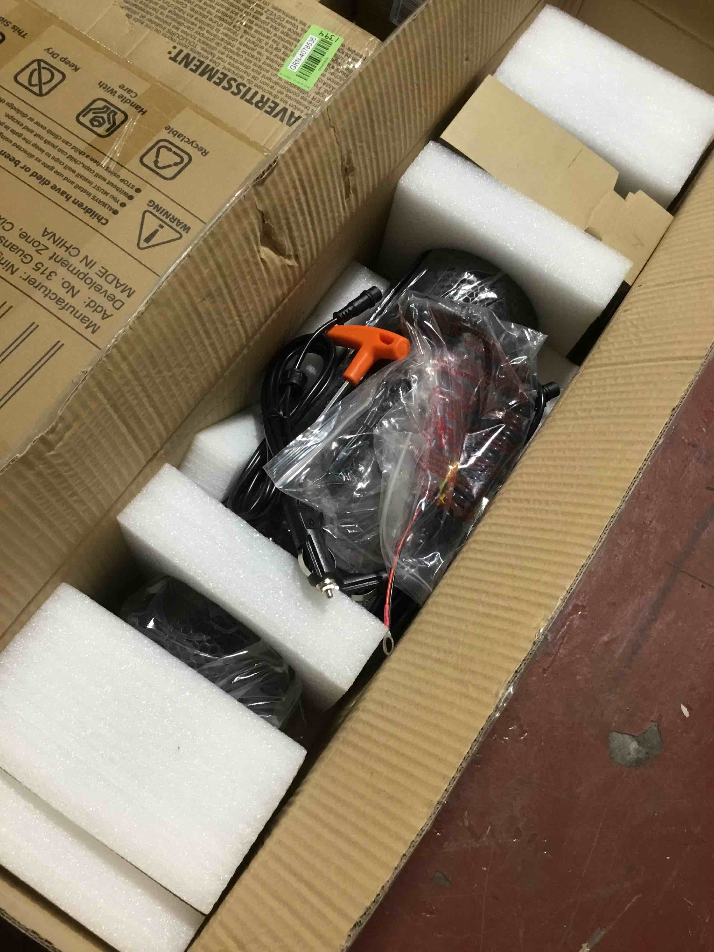 https://s3.amazonaws.com/lotting-images-prod/bidfta/GRN4078541_1710951359763.jpeg