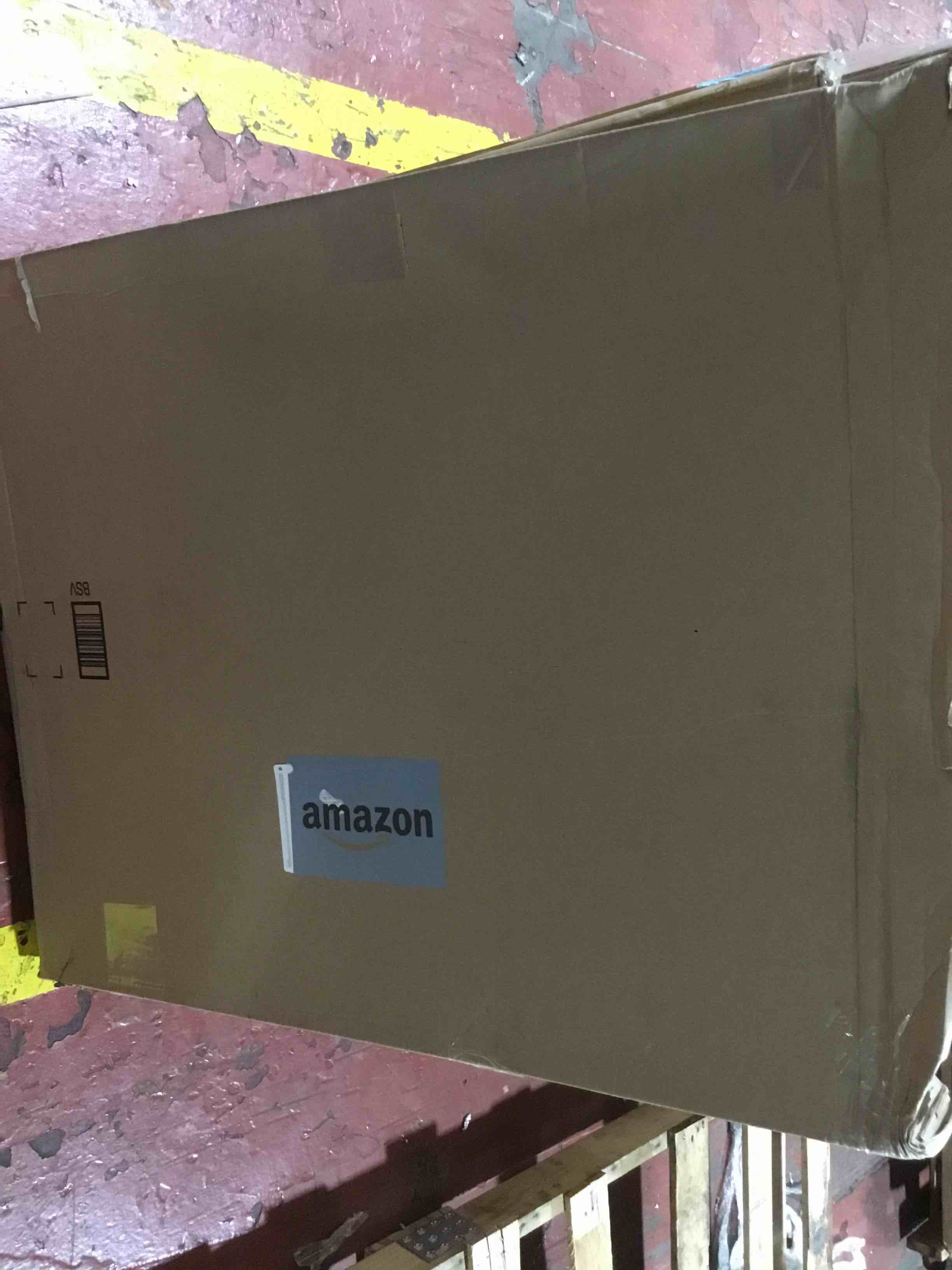 https://s3.amazonaws.com/lotting-images-prod/bidfta/GRN4078853_1712067304181.jpeg