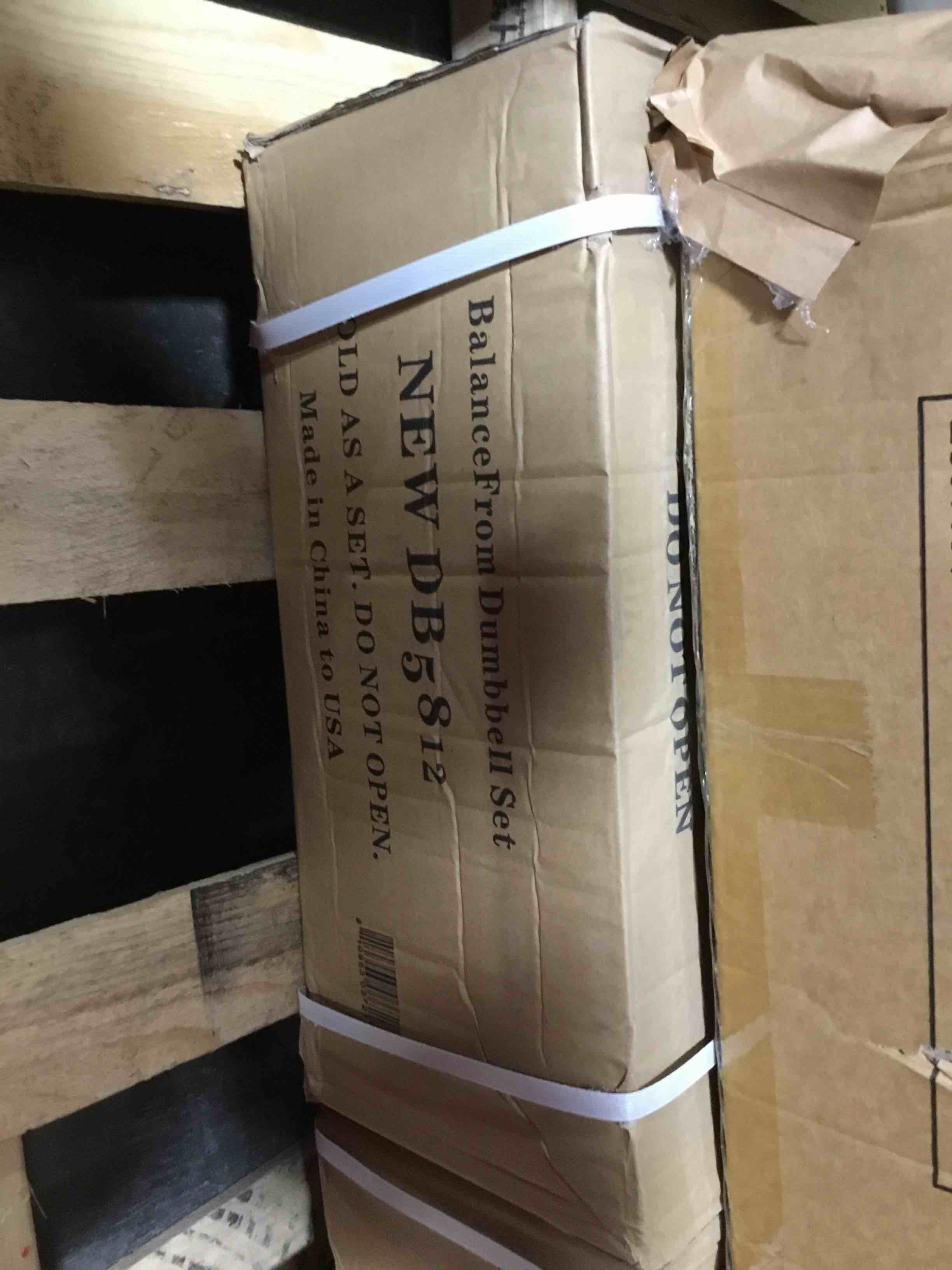 https://s3.amazonaws.com/lotting-images-prod/bidfta/GRN4081966_1697813739089.jpeg