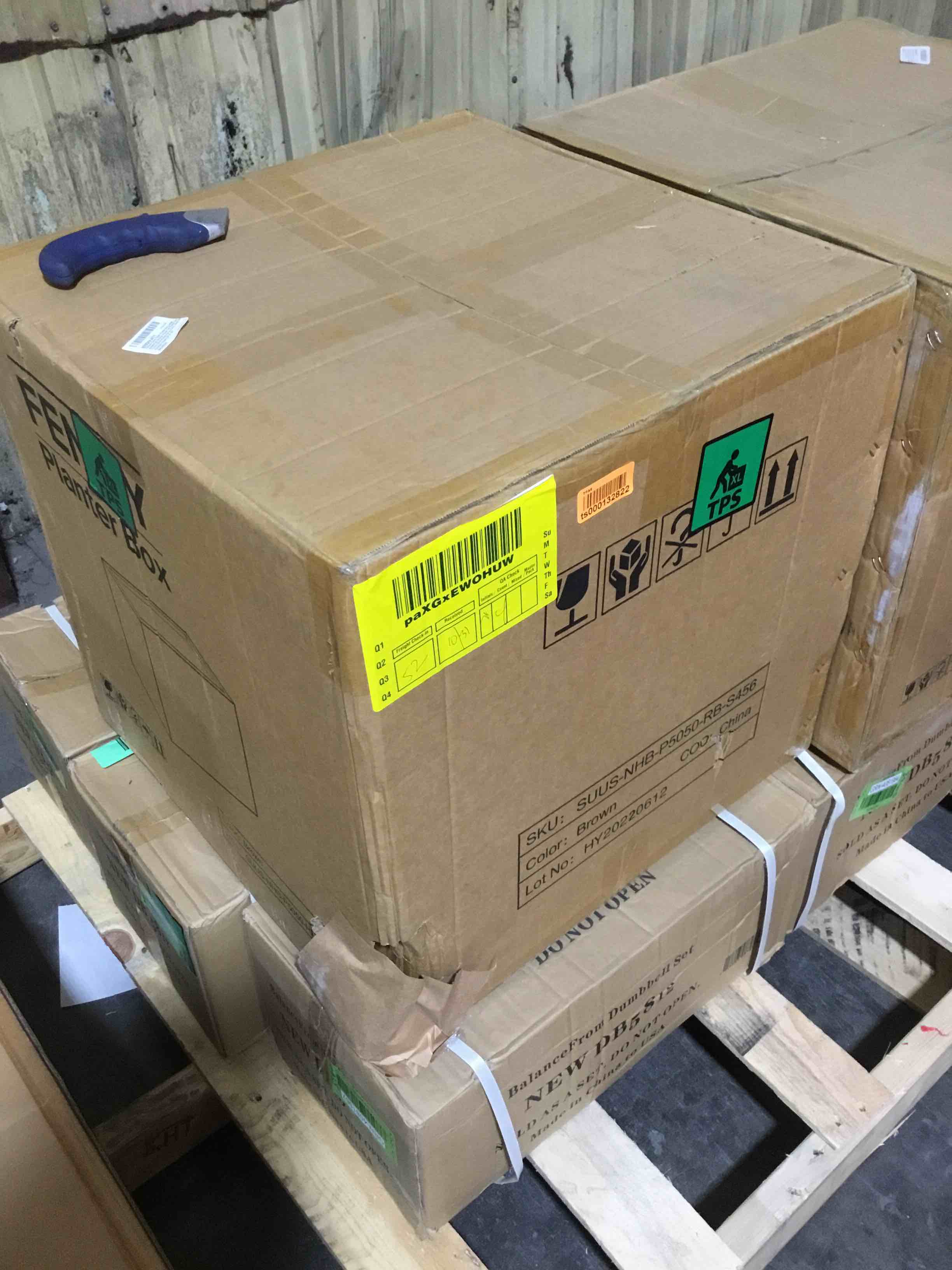 https://s3.amazonaws.com/lotting-images-prod/bidfta/GRN4081969_1697813901309.jpeg