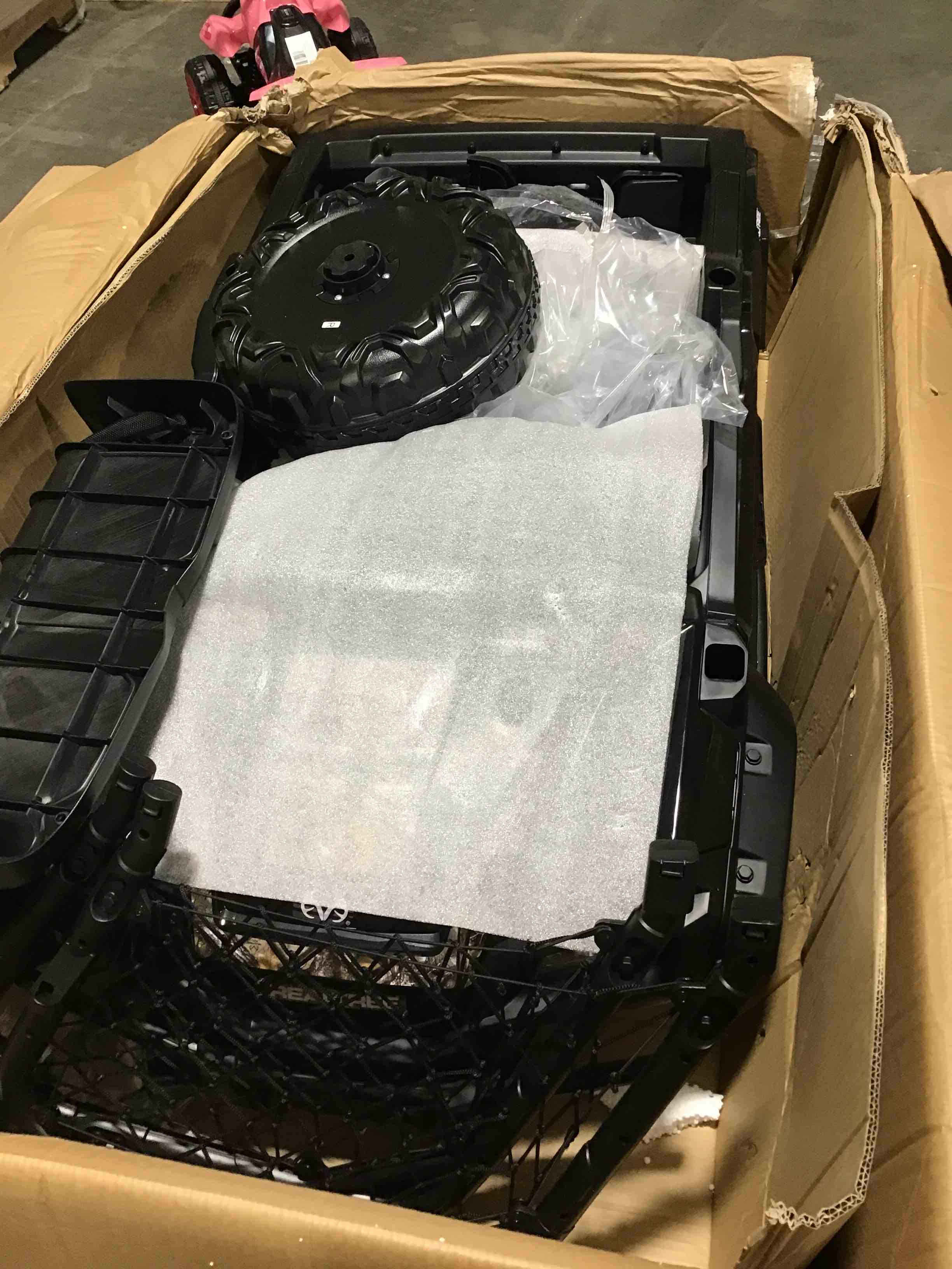 https://s3.amazonaws.com/lotting-images-prod/bidfta/GRN4082103_1698257476809.jpeg