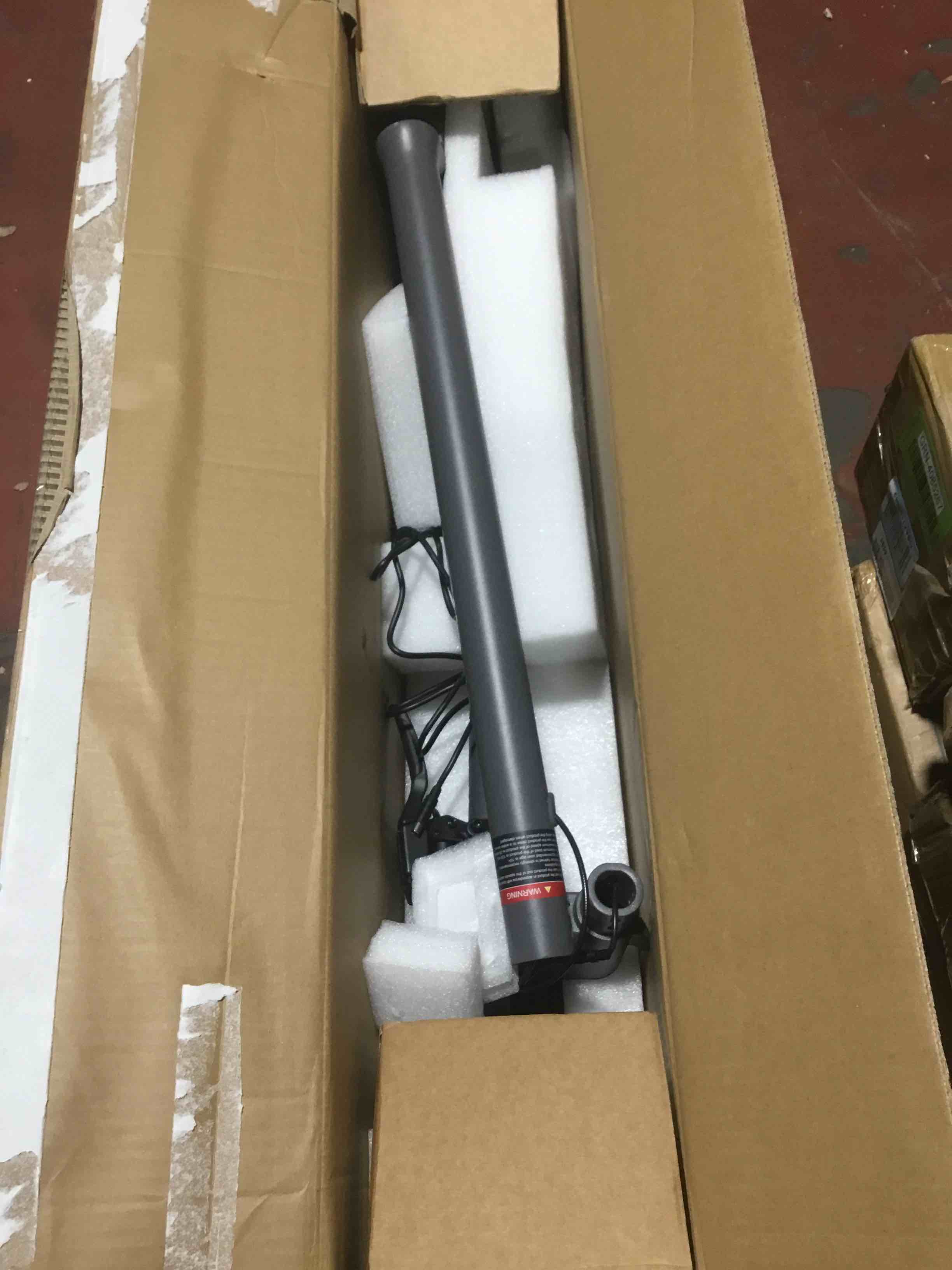 https://s3.amazonaws.com/lotting-images-prod/bidfta/GRN4085260_1706131758980.jpeg