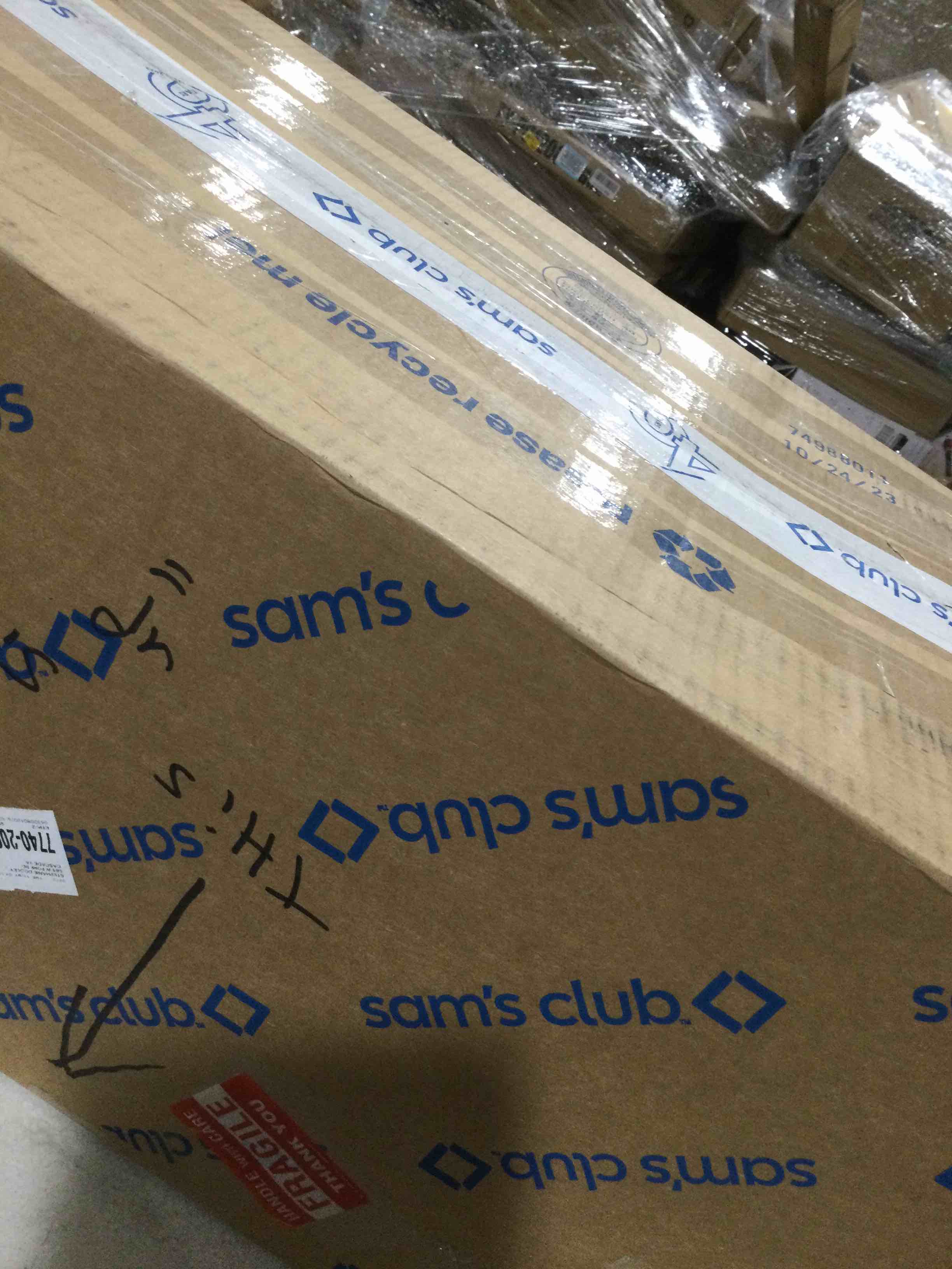 https://s3.amazonaws.com/lotting-images-prod/bidfta/GRN4088827_1710869909176.jpeg