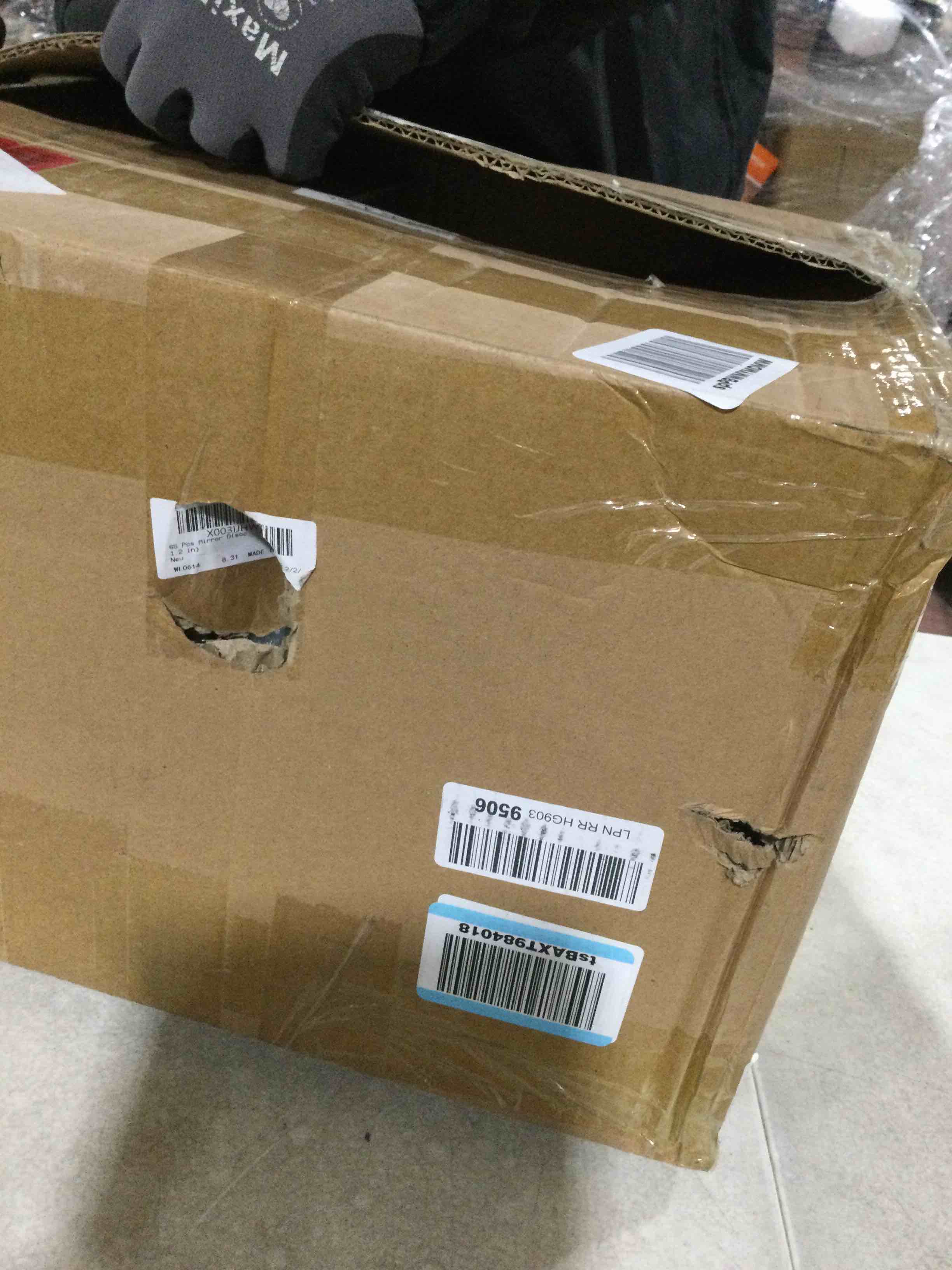 https://s3.amazonaws.com/lotting-images-prod/bidfta/GRN4088832_1710870531545.jpeg