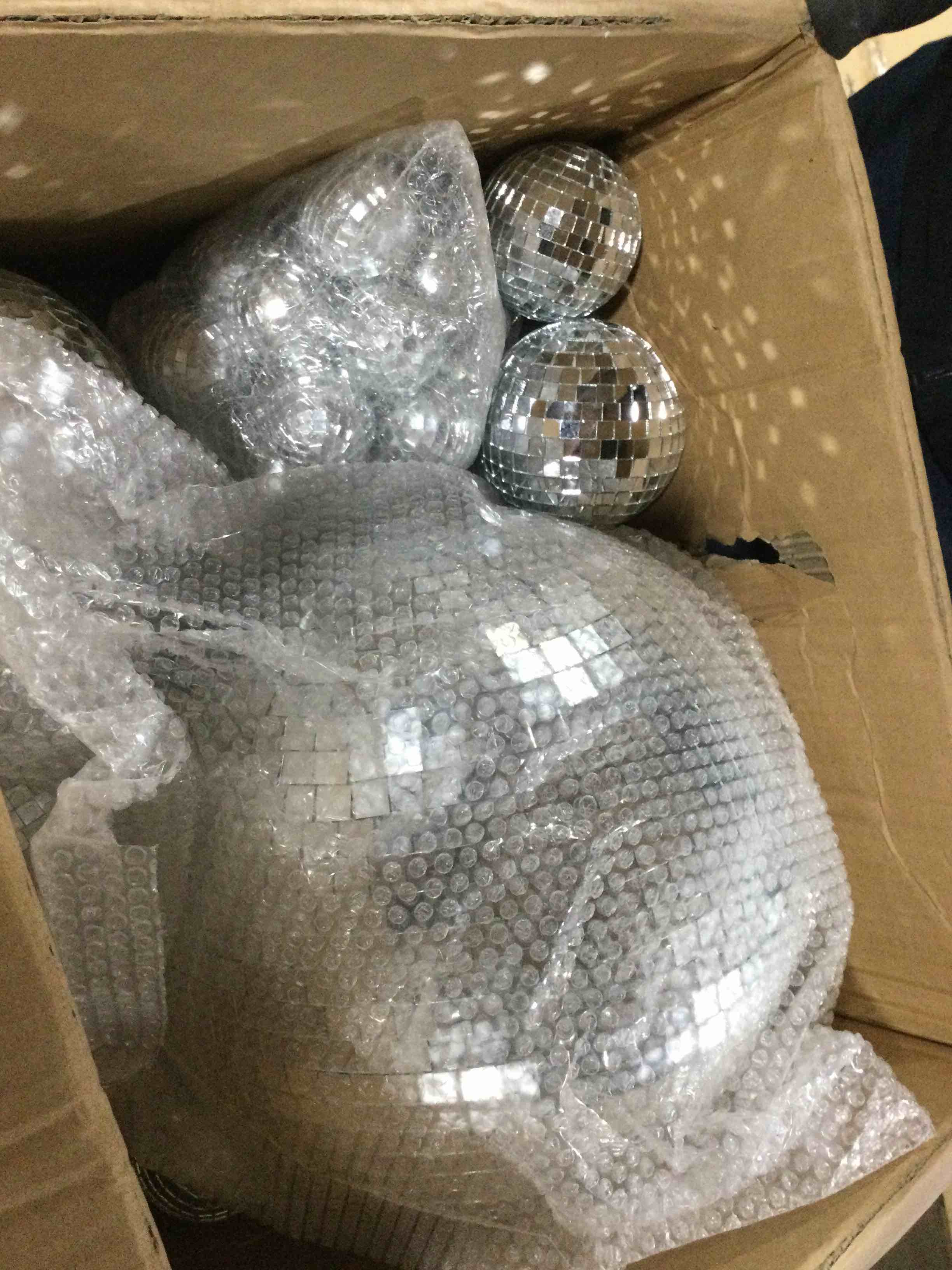 https://s3.amazonaws.com/lotting-images-prod/bidfta/GRN4088832_1710870554253.jpeg