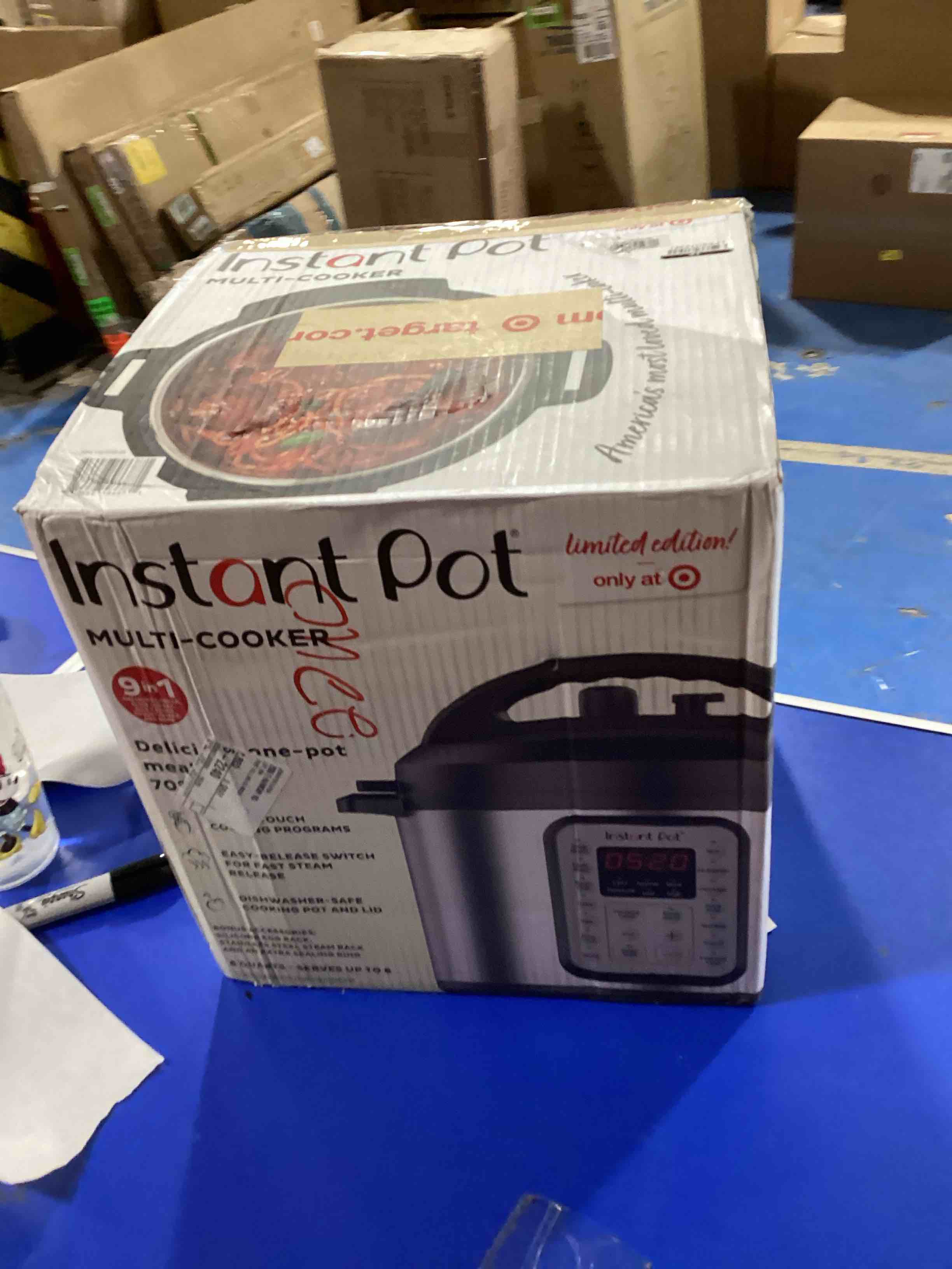 Instant Pot 6qt 9-in-1 Pressure Cooker Bundle