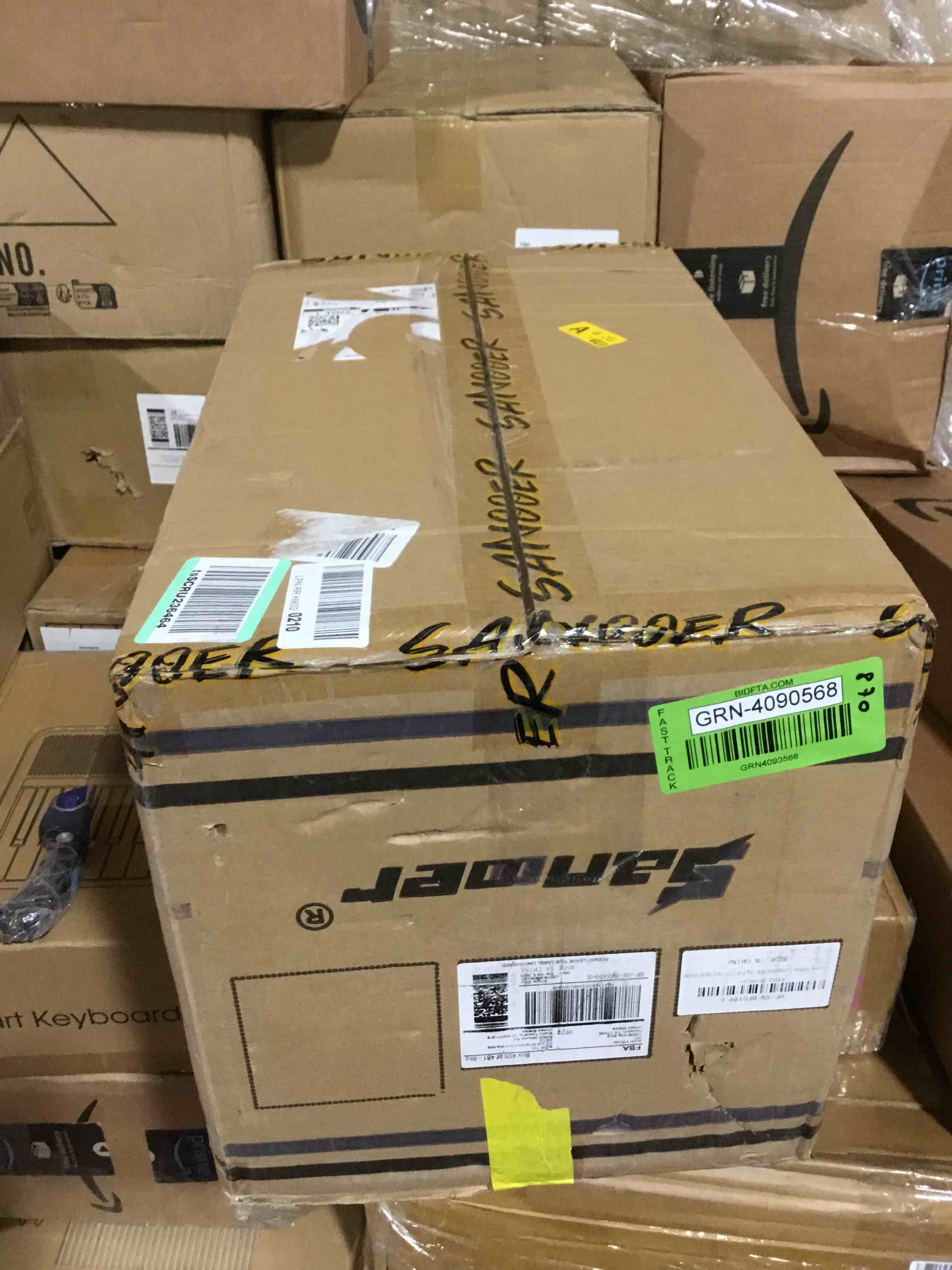 https://s3.amazonaws.com/lotting-images-prod/bidfta/GRN4090568_1708625550443.jpeg