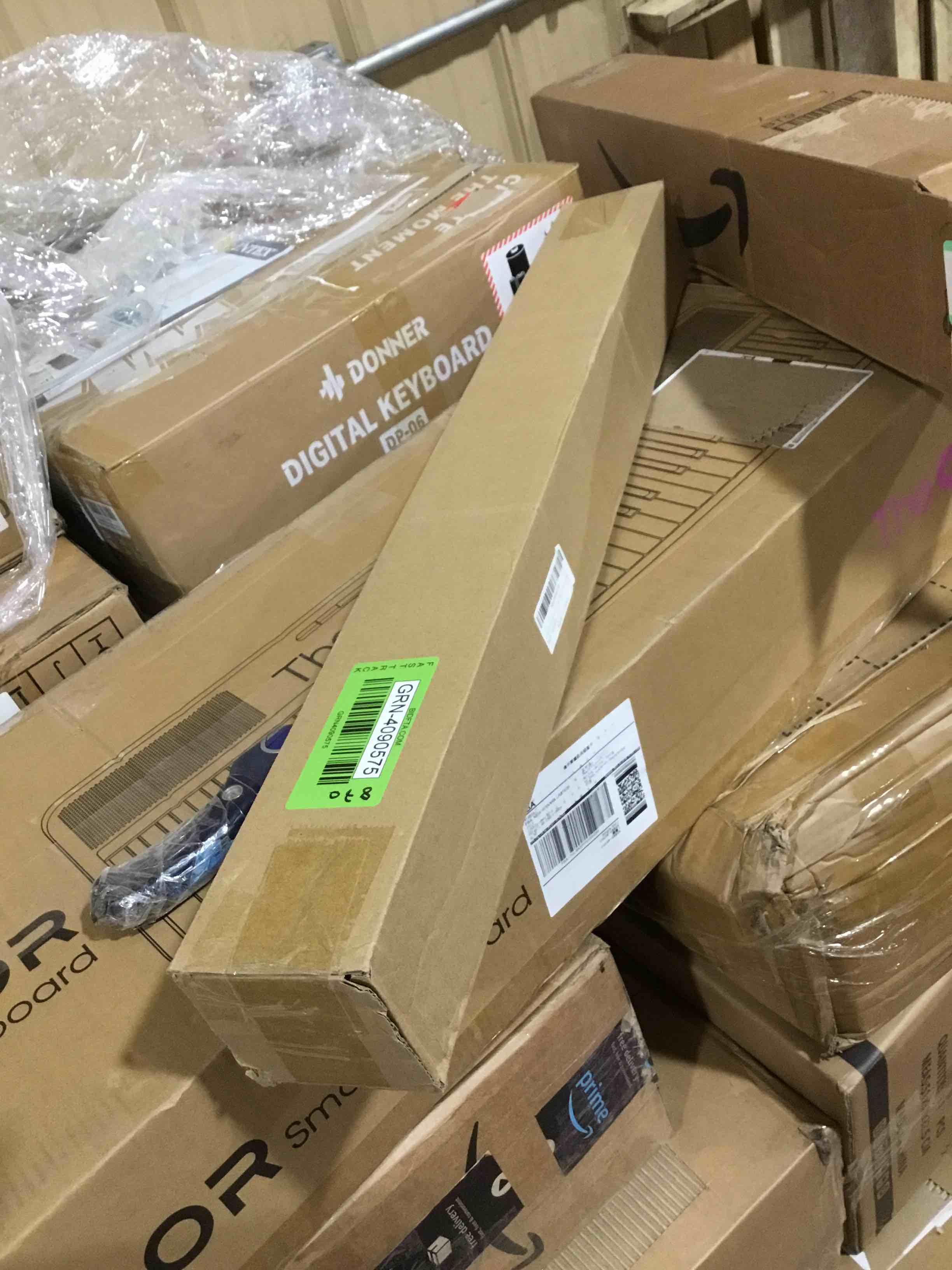 https://s3.amazonaws.com/lotting-images-prod/bidfta/GRN4090575_1708626474428.jpeg