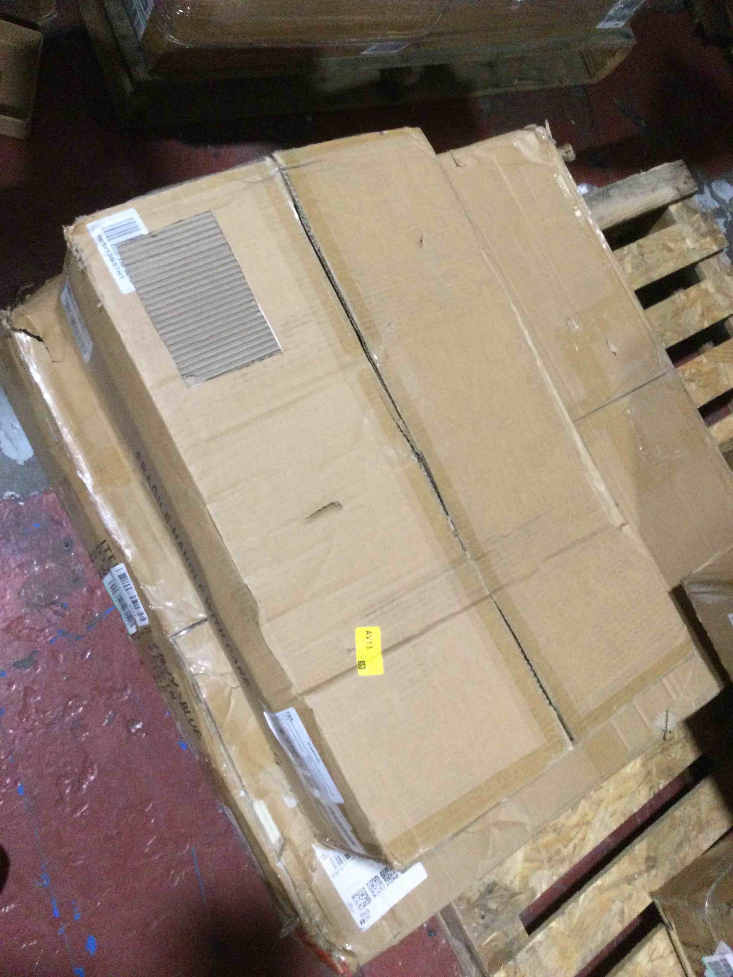 https://s3.amazonaws.com/lotting-images-prod/bidfta/GRN4090774_1708972870088.jpeg