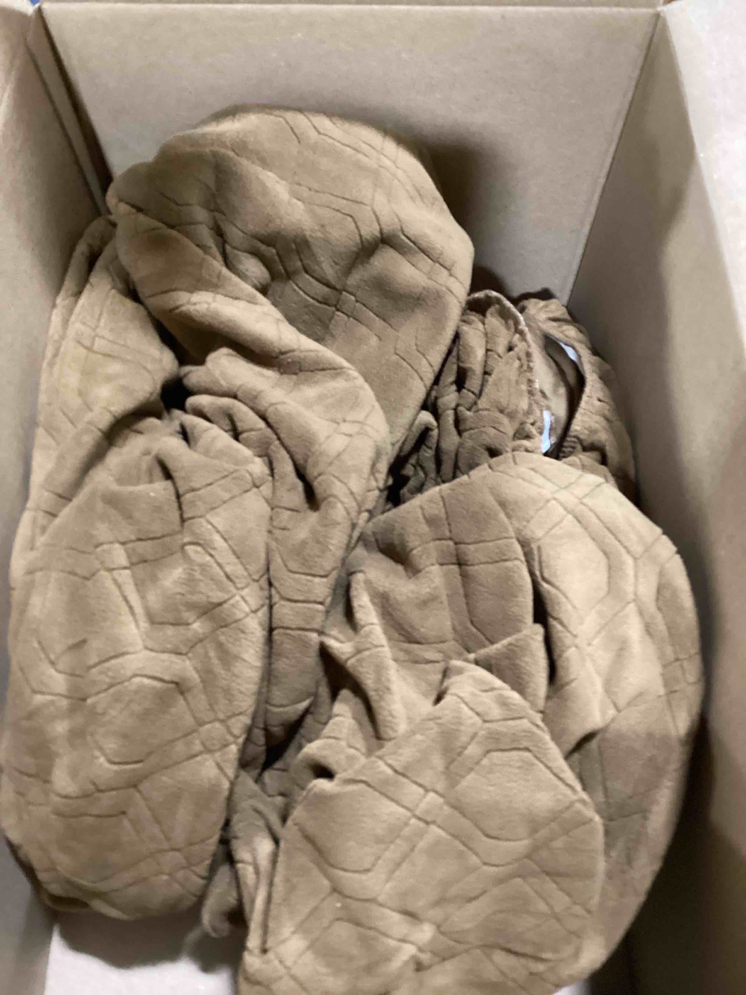 VANSOFY Loveseat Recliner Covers, 2-Pieces Stretch Reclining Couch Cover with Pockets Recliner Sofa Slipcovers 2 Seate Soft Washable Furniture Protector for Dogs Cats(Light Coffee)