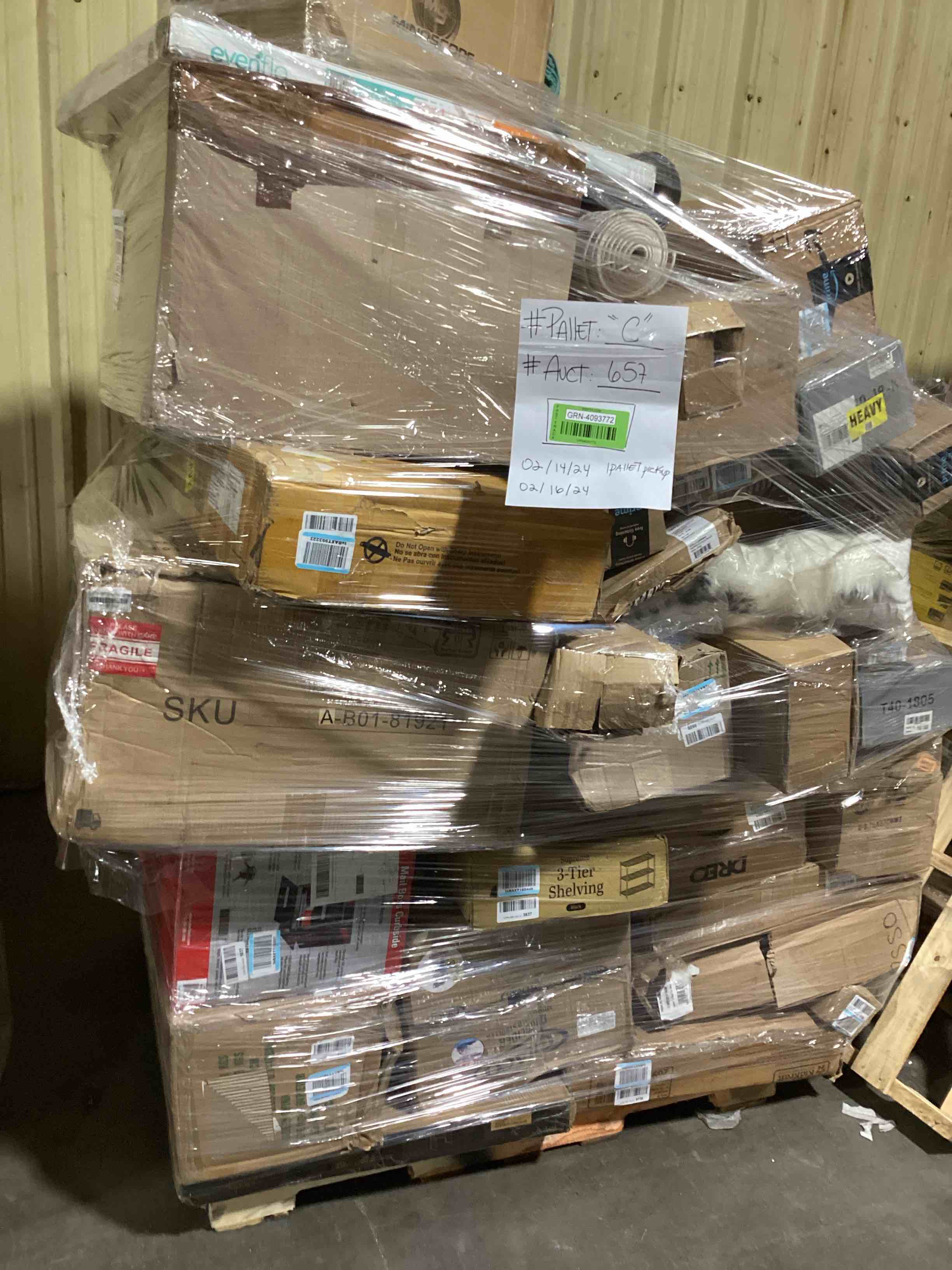 (C)1 Skid Pallet mystery boxes Surprise [Appears new] 35 items or more