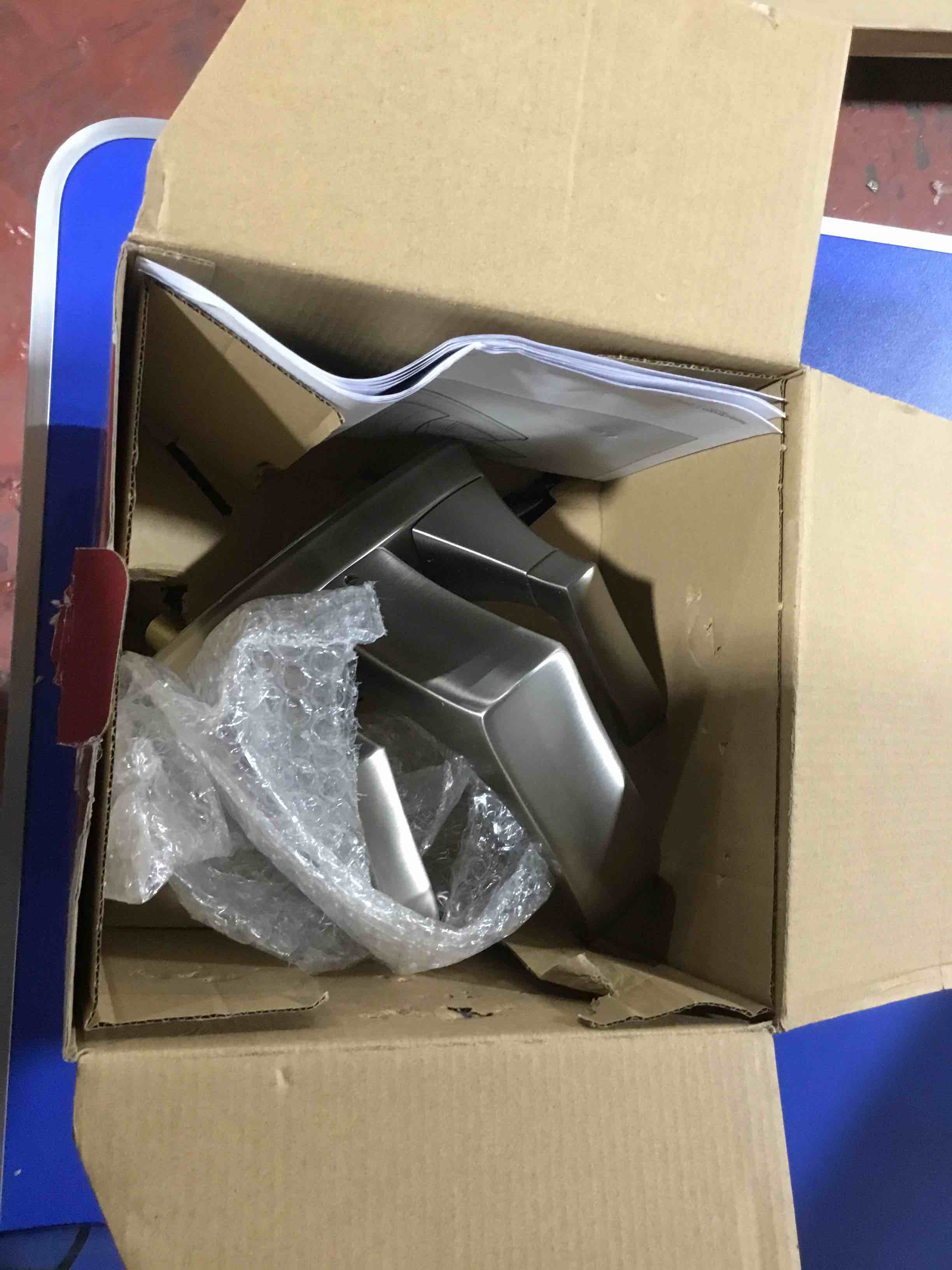 https://s3.amazonaws.com/lotting-images-prod/bidfta/GRN4094757_1712323294402.jpeg
