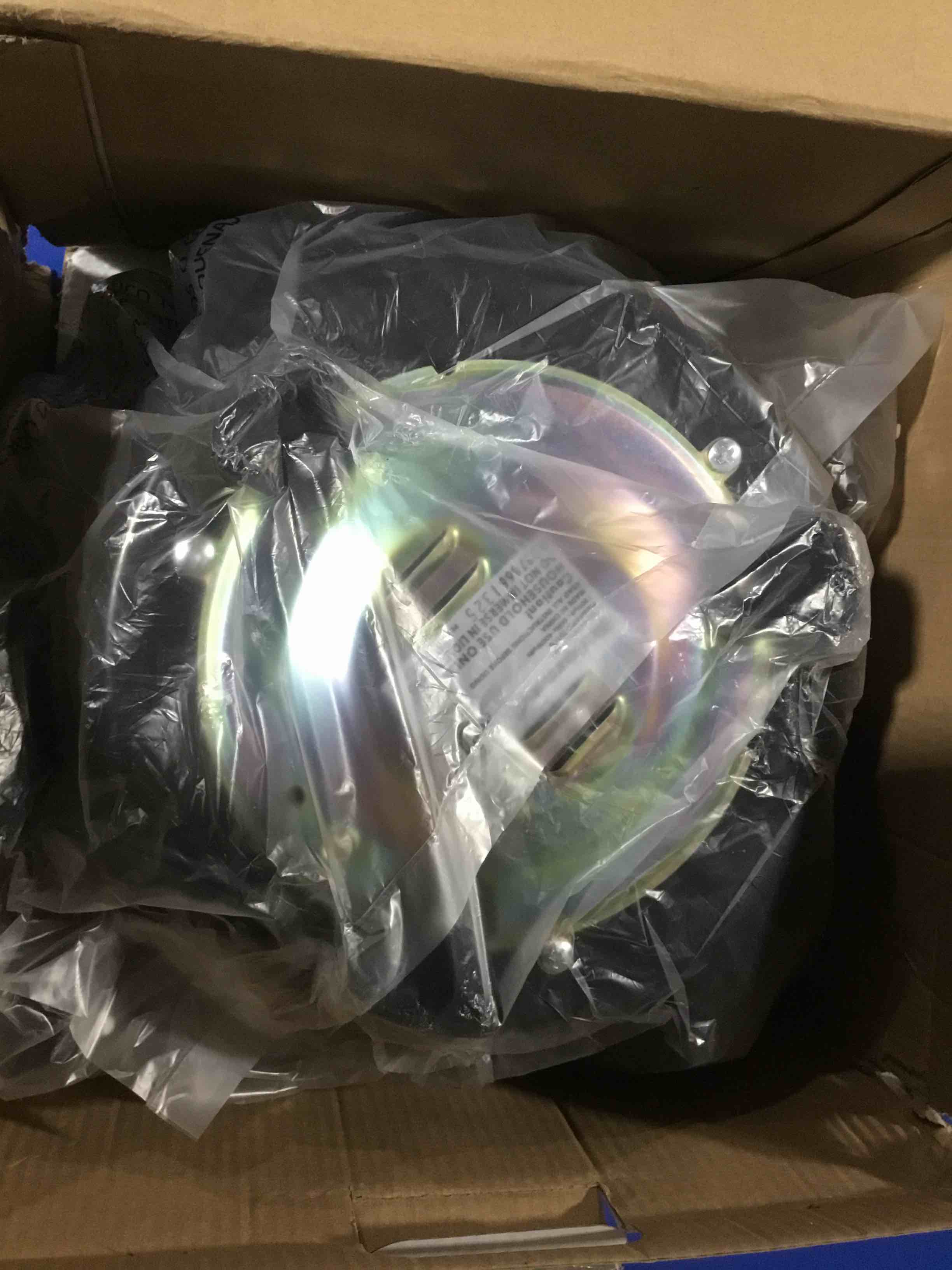 https://s3.amazonaws.com/lotting-images-prod/bidfta/GRN4094799_1712330804263.jpeg