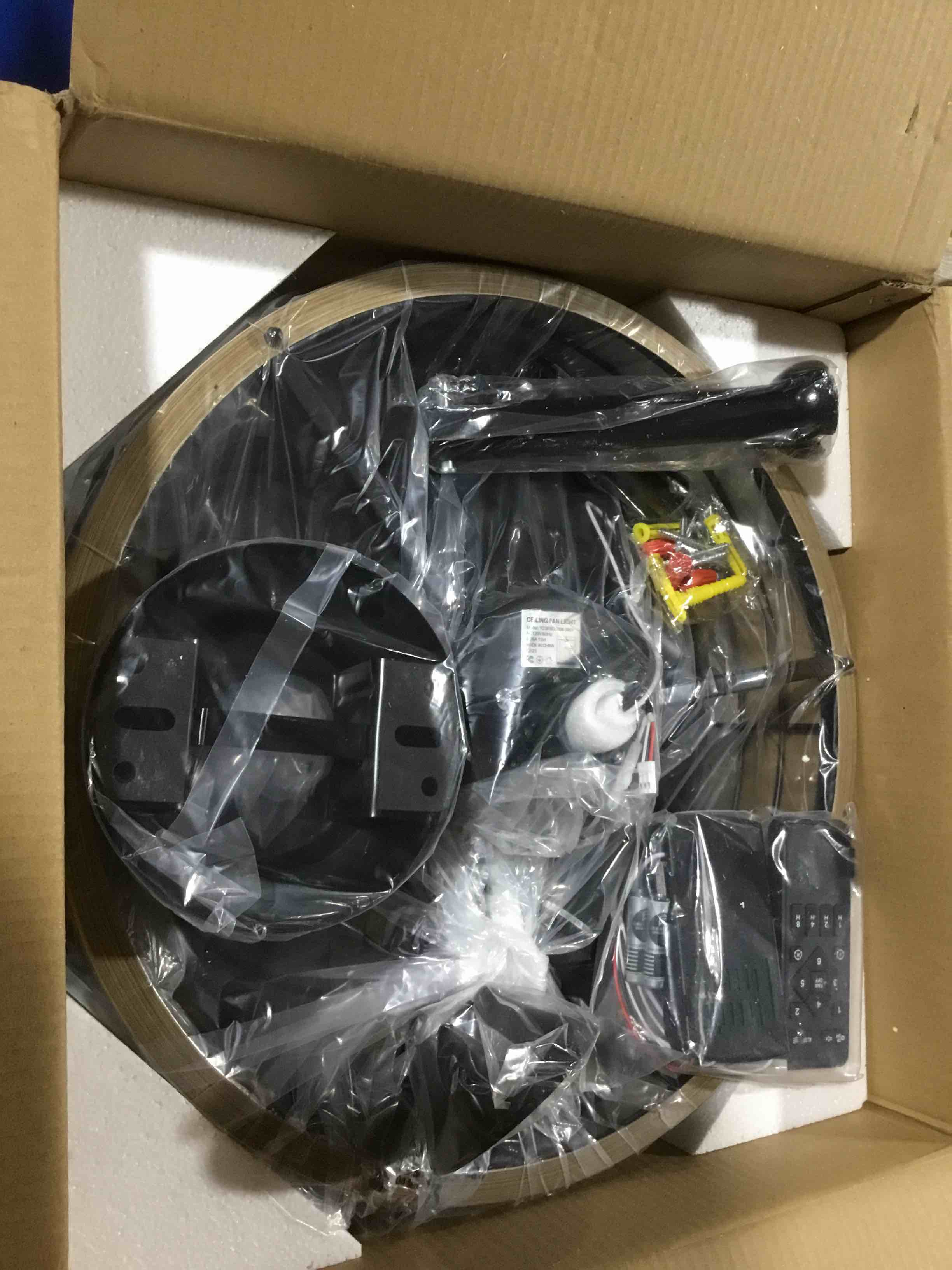 https://s3.amazonaws.com/lotting-images-prod/bidfta/GRN4094807_1712335862327.jpeg