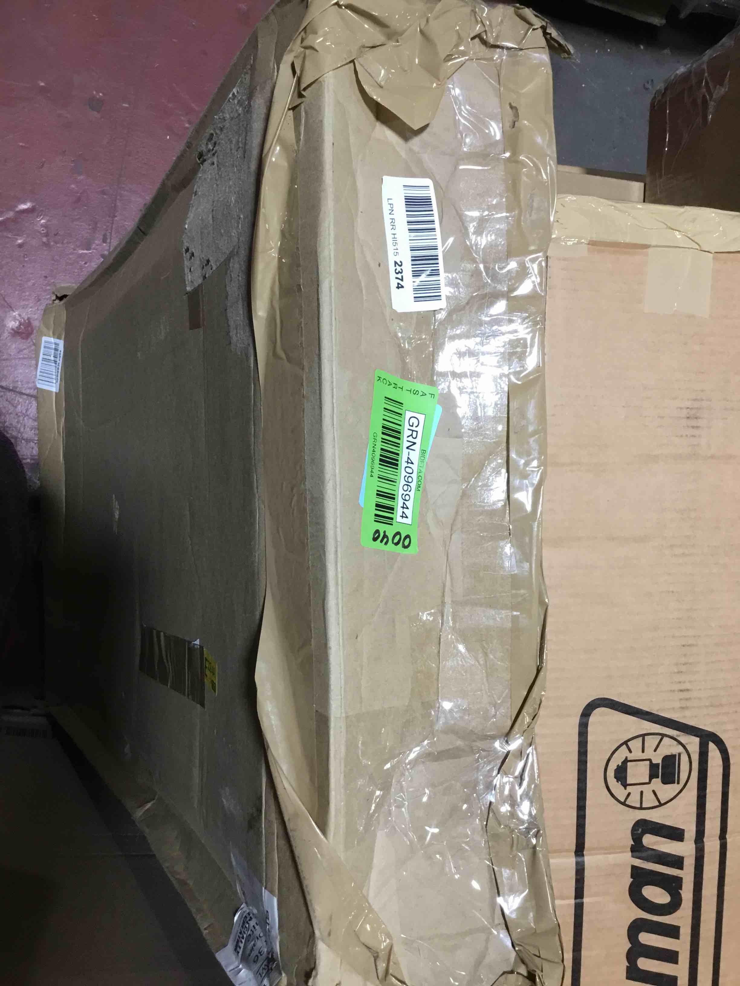 https://s3.amazonaws.com/lotting-images-prod/bidfta/GRN4096944_1704383173761.jpeg