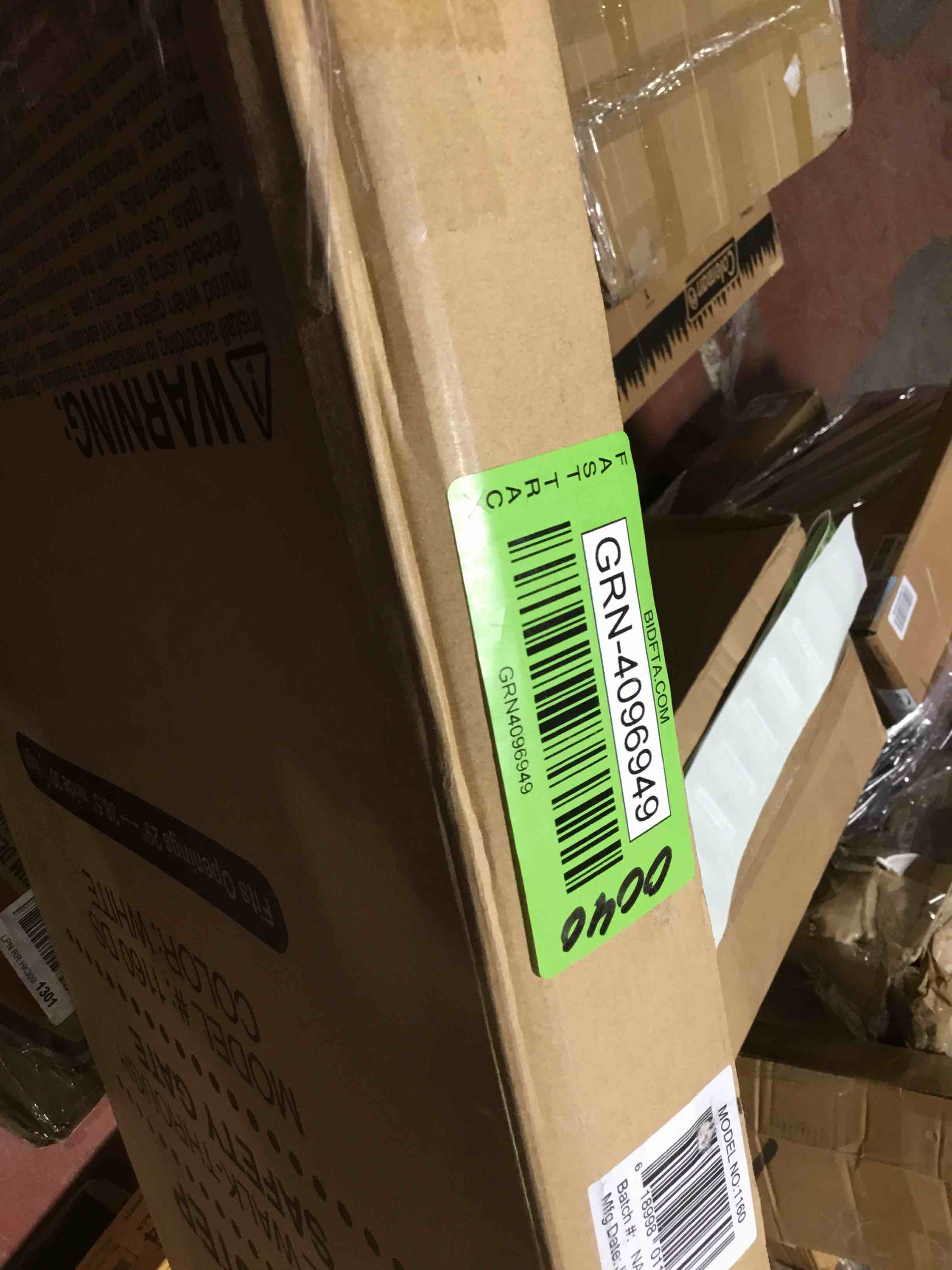 https://s3.amazonaws.com/lotting-images-prod/bidfta/GRN4096949_1704379543297.jpeg