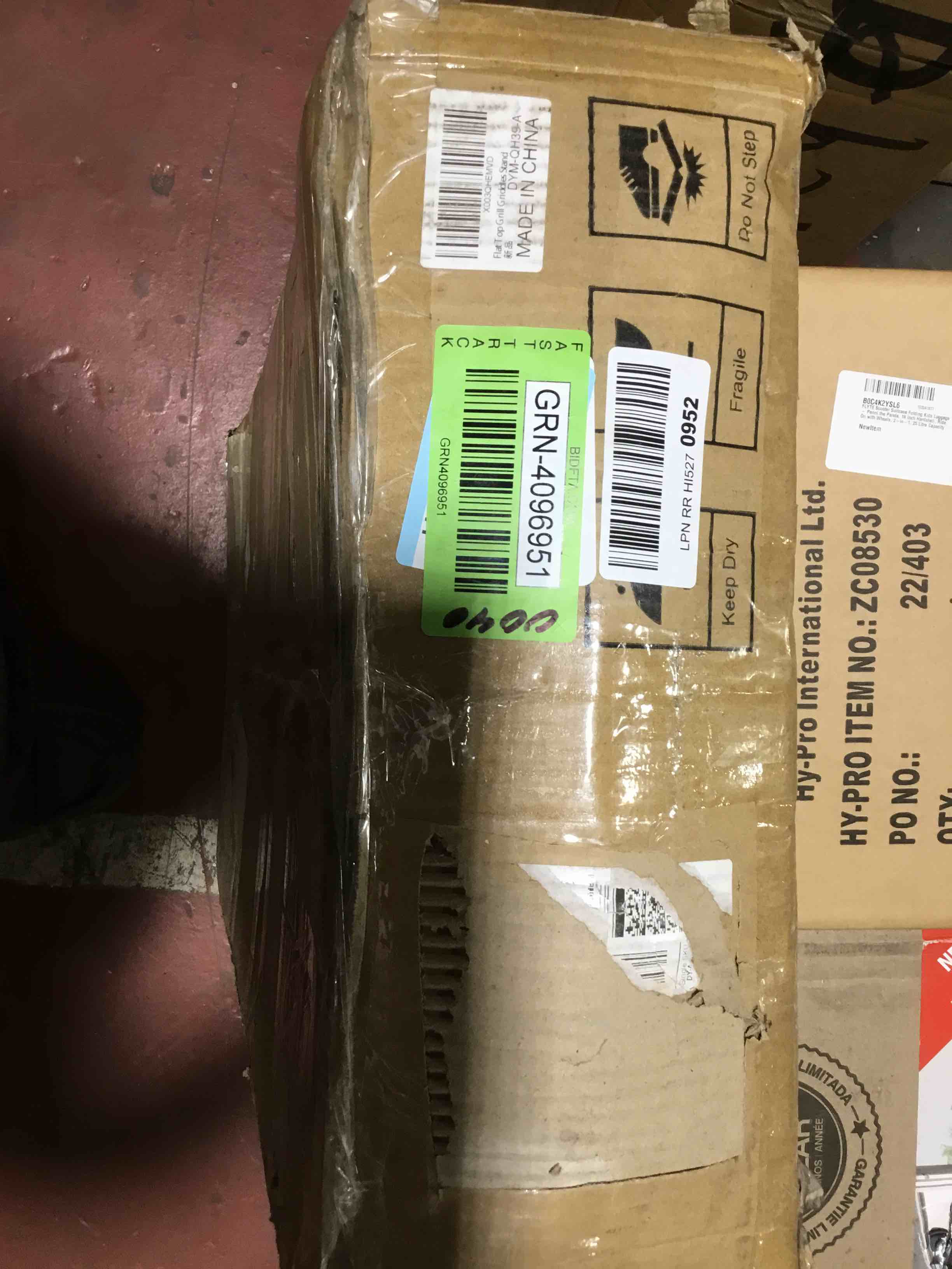 https://s3.amazonaws.com/lotting-images-prod/bidfta/GRN4096951_1704381190960.jpeg