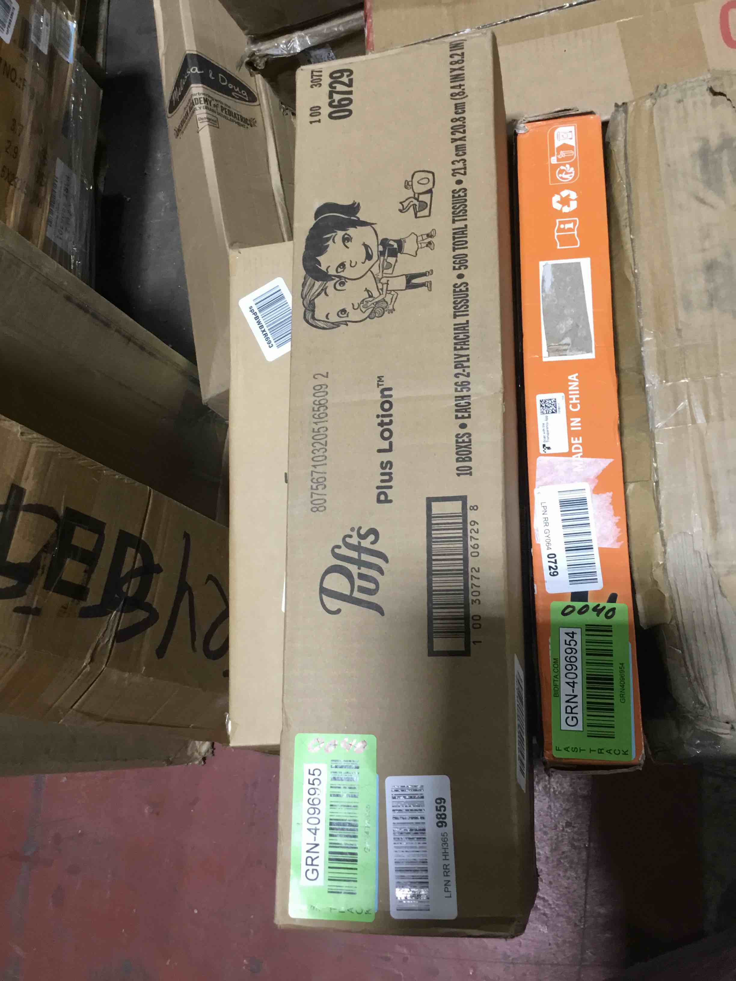 https://s3.amazonaws.com/lotting-images-prod/bidfta/GRN4096955_1704381902698.jpeg