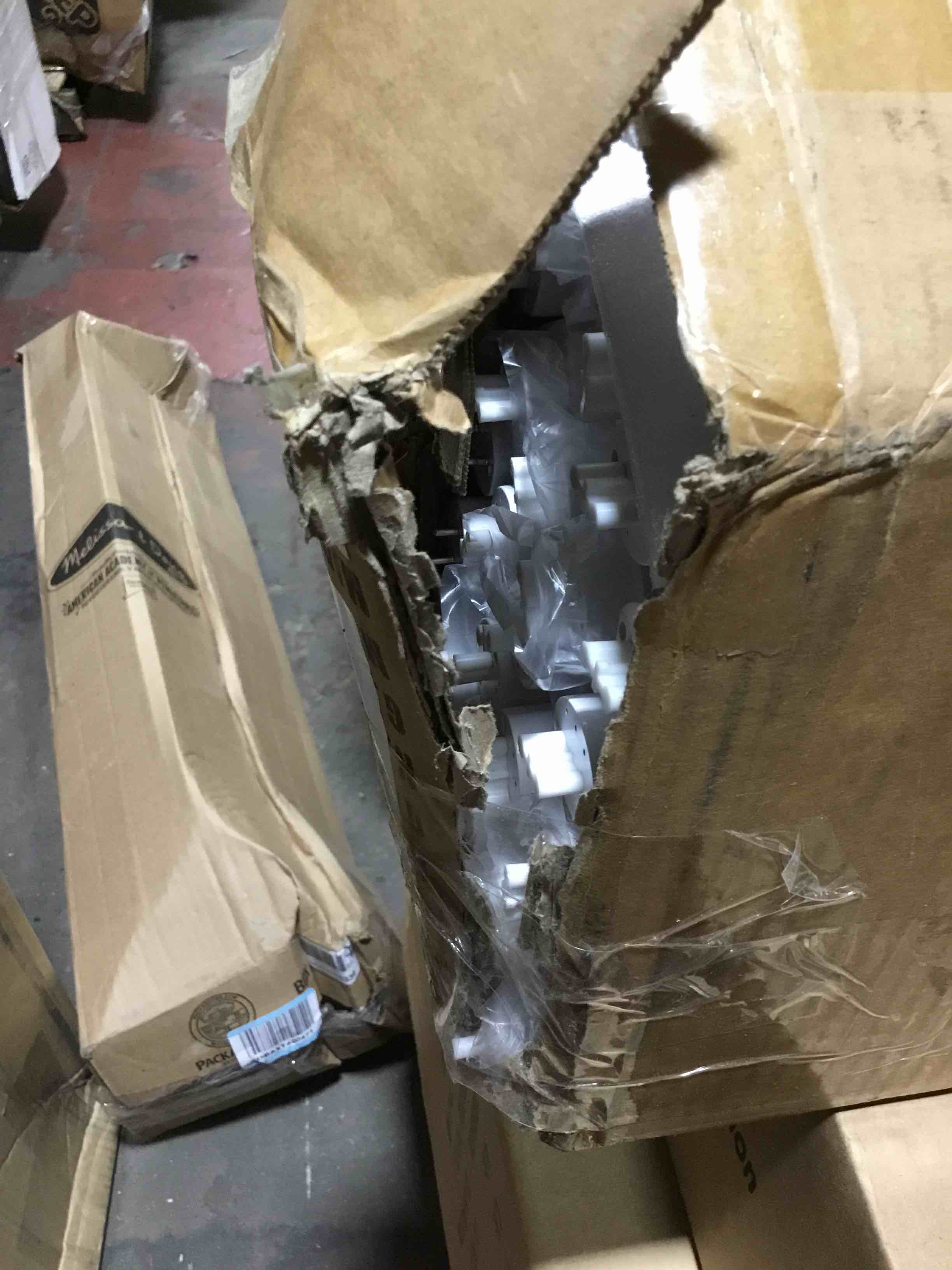 https://s3.amazonaws.com/lotting-images-prod/bidfta/GRN4096957_1704382474785.jpeg