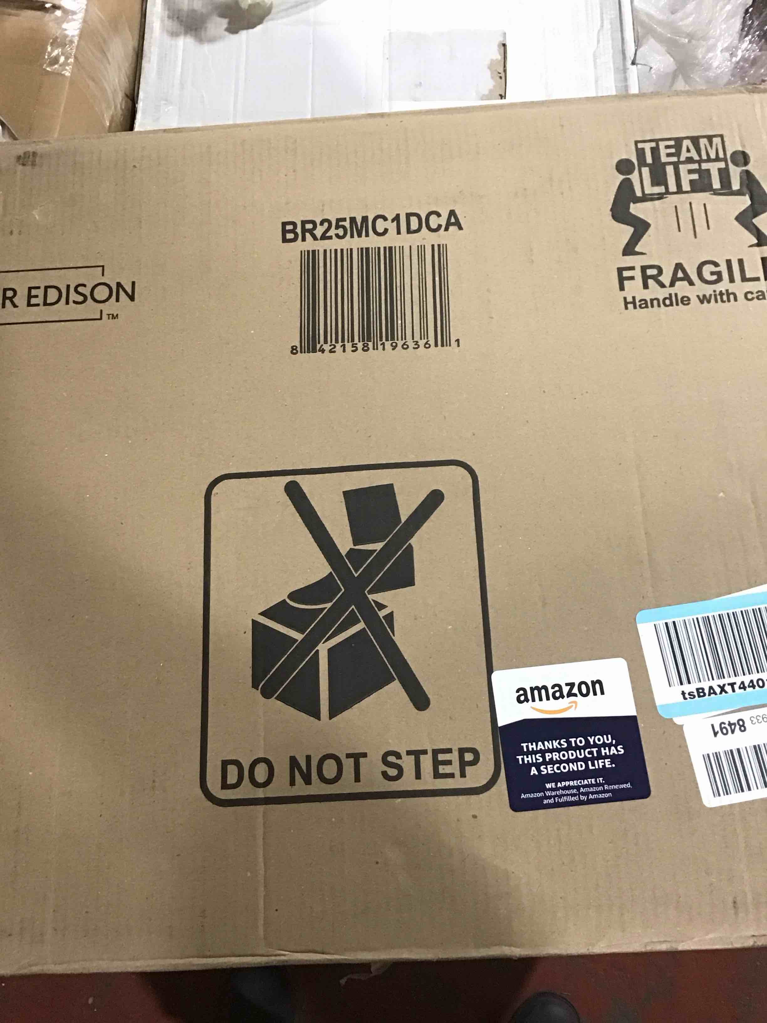 https://s3.amazonaws.com/lotting-images-prod/bidfta/GRN4098763_1709578306066.jpeg