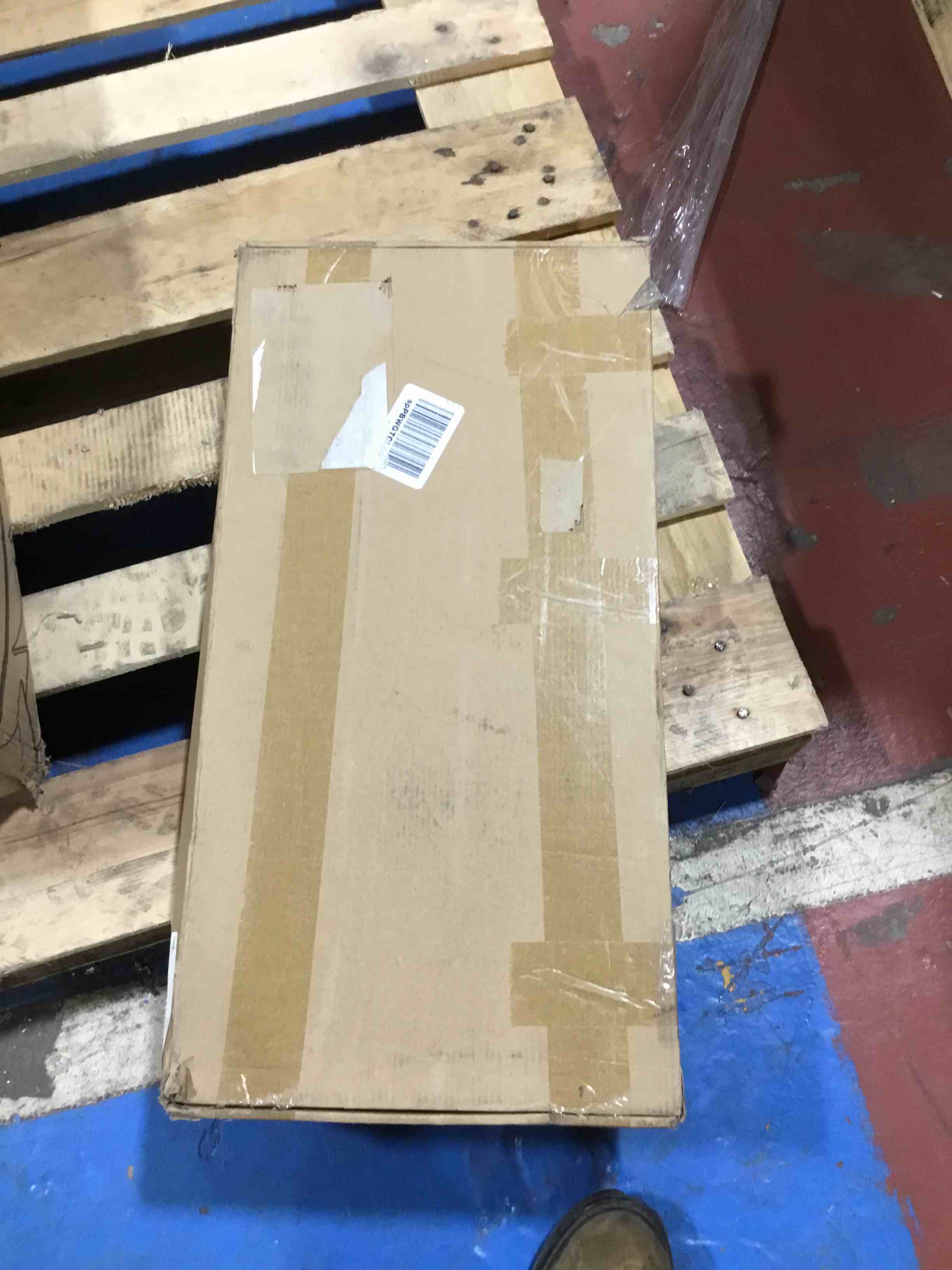 https://s3.amazonaws.com/lotting-images-prod/bidfta/GRN4098864_1709657928226.jpeg