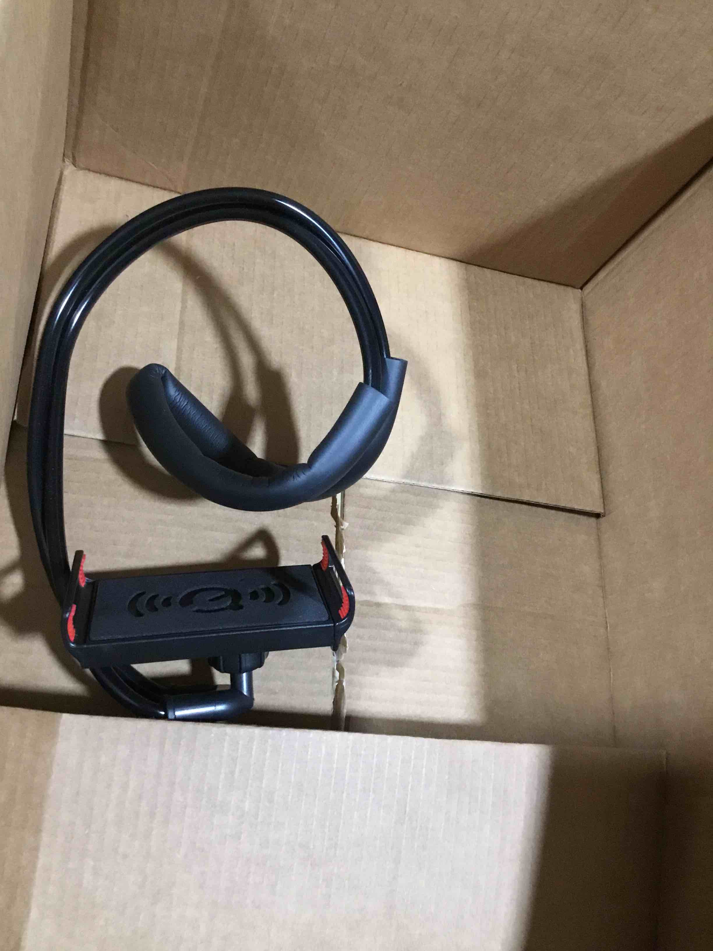 https://s3.amazonaws.com/lotting-images-prod/bidfta/GRN4098893_1709659903298.jpeg
